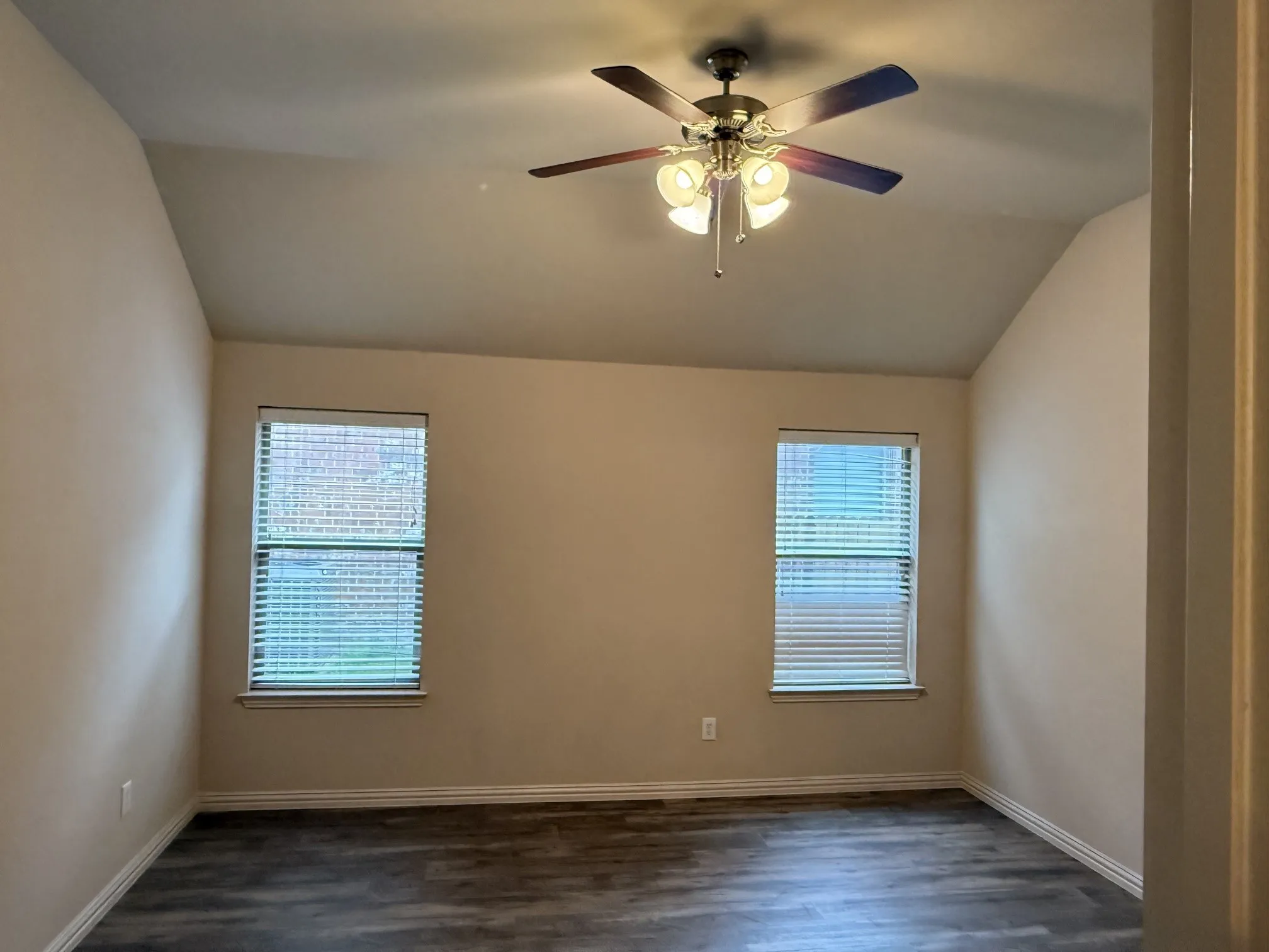 Single Family Residence For Rent in Collin County , 2424 Gold Rush Drive, Mc Kinney, Texas 75071, 4 Bedroom, 2 Bathroom, 2 Garage spaces, 1,943 Sqft, built in 2011, mls#21408155, Real Estate Agent in Mc Kinney, Homes For Rent in Collin county, Homes For Rent in Mc Kinney, Realtor in Mc Kinney Texas, Real Estate Brokerage Independent Realty Texas, Luminita Cordes Realtor