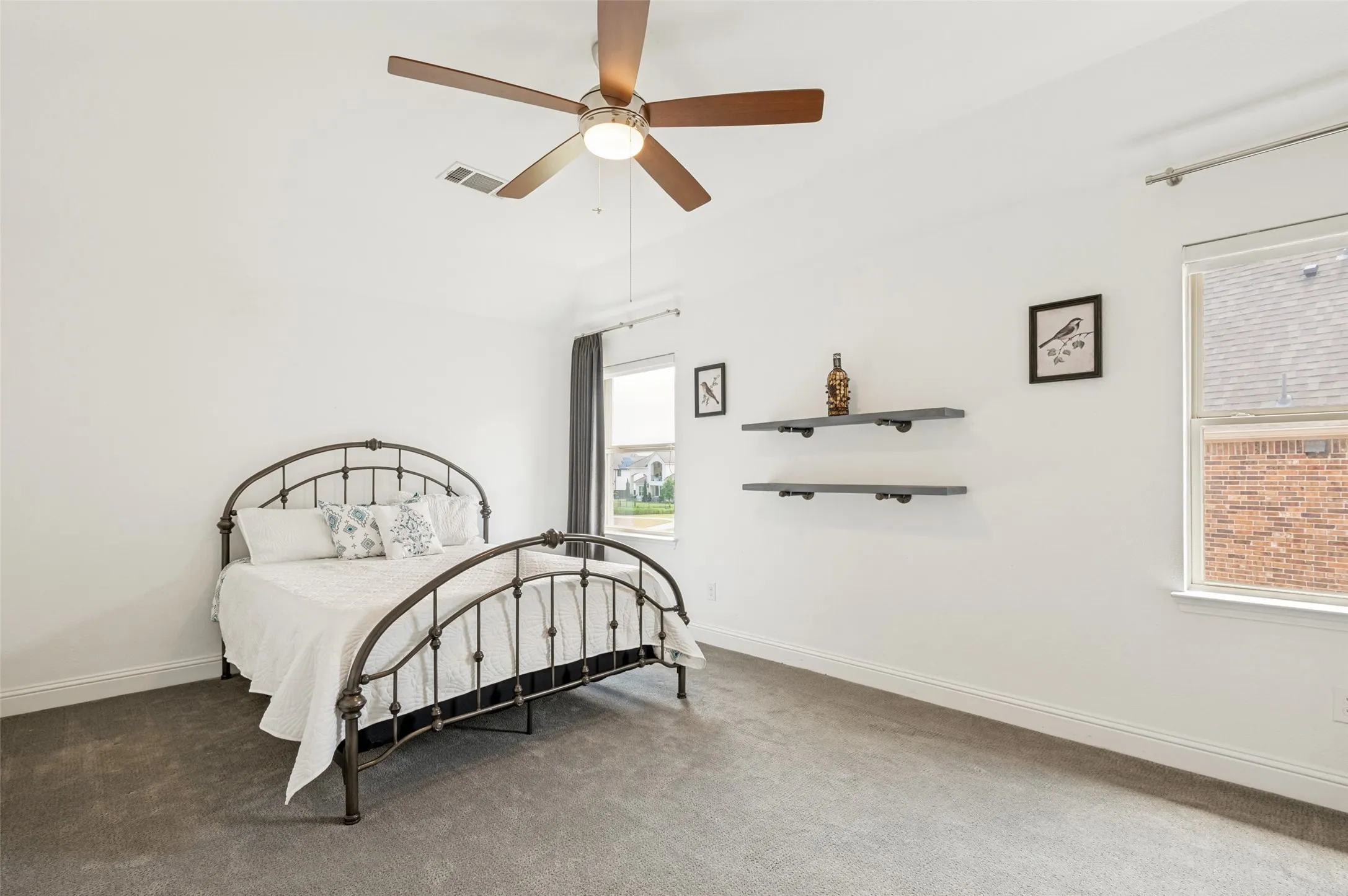 Single Family Residence For Sale in Denton County , 7298 Calypso Lane, Frisco, Texas 75036, 4 Bedroom, 5 Bathroom, 3 Garage spaces, 4,575 Sqft, built in 2017, mls#21407407, Real Estate Agent in Frisco, Homes For Sale in Denton county, Homes For Sale in Frisco, Realtor in Frisco Texas, Real Estate Brokerage Independent Realty Texas, Luminita Cordes Realtor