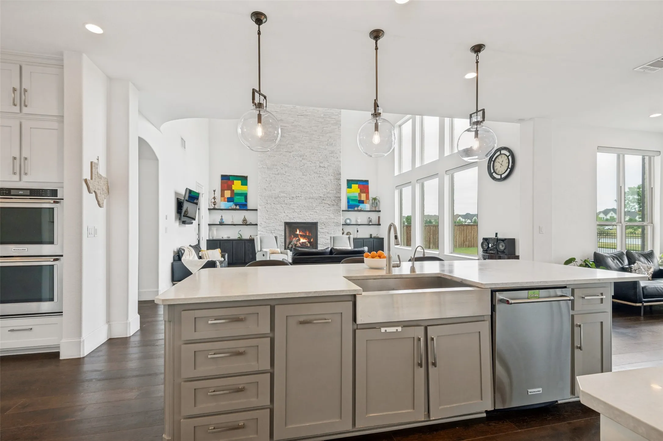 Single Family Residence For Sale in Denton County , 7298 Calypso Lane, Frisco, Texas 75036, 4 Bedroom, 5 Bathroom, 3 Garage spaces, 4,575 Sqft, built in 2017, mls#21407407, Real Estate Agent in Frisco, Homes For Sale in Denton county, Homes For Sale in Frisco, Realtor in Frisco Texas, Real Estate Brokerage Independent Realty Texas, Luminita Cordes Realtor