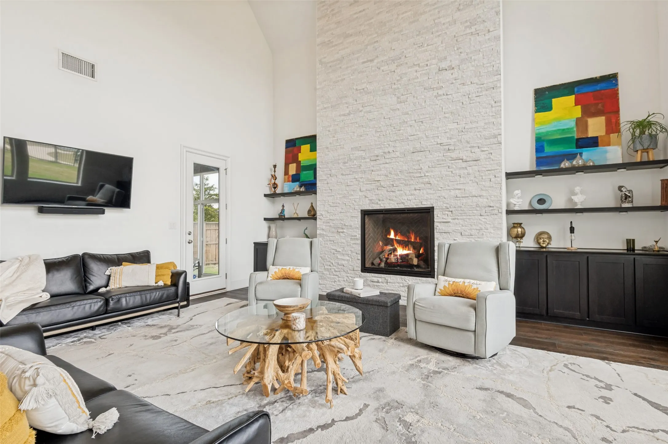 Single Family Residence For Sale in Denton County , 7298 Calypso Lane, Frisco, Texas 75036, 4 Bedroom, 5 Bathroom, 3 Garage spaces, 4,575 Sqft, built in 2017, mls#21407407, Real Estate Agent in Frisco, Homes For Sale in Denton county, Homes For Sale in Frisco, Realtor in Frisco Texas, Real Estate Brokerage Independent Realty Texas, Luminita Cordes Realtor