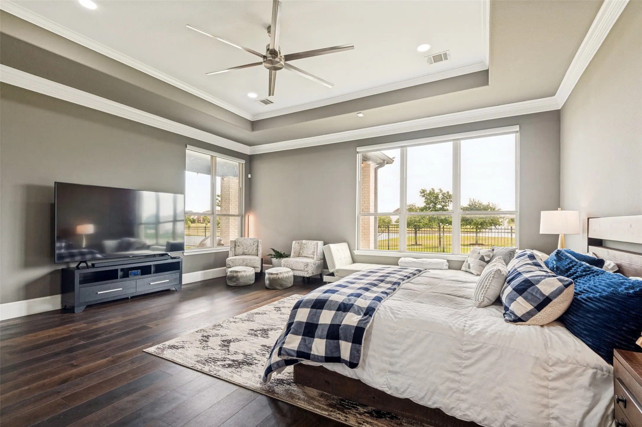 Single Family Residence For Sale in Denton County , 7298 Calypso Lane, Frisco, Texas 75036, 4 Bedroom, 5 Bathroom, 3 Garage spaces, 4,575 Sqft, built in 2017, mls#21407407, Real Estate Agent in Frisco, Homes For Sale in Denton county, Homes For Sale in Frisco, Realtor in Frisco Texas, Real Estate Brokerage Independent Realty Texas, Luminita Cordes Realtor