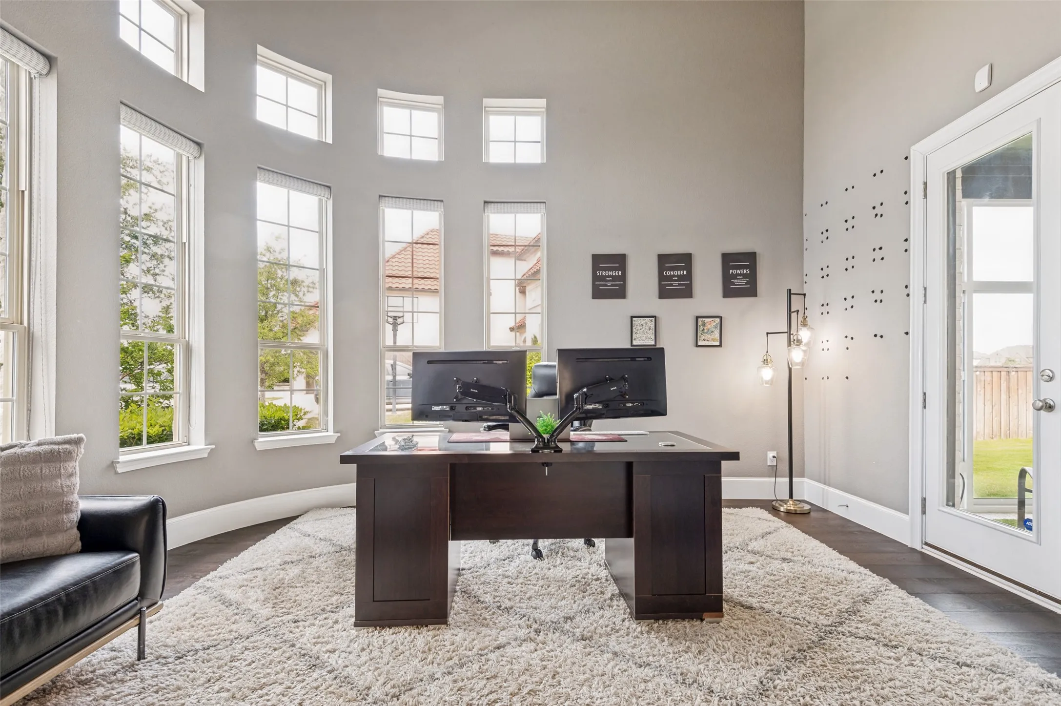 Single Family Residence For Sale in Denton County , 7298 Calypso Lane, Frisco, Texas 75036, 4 Bedroom, 5 Bathroom, 3 Garage spaces, 4,575 Sqft, built in 2017, mls#21407407, Real Estate Agent in Frisco, Homes For Sale in Denton county, Homes For Sale in Frisco, Realtor in Frisco Texas, Real Estate Brokerage Independent Realty Texas, Luminita Cordes Realtor