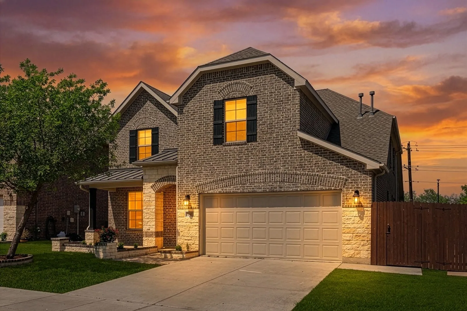 Single Family Residence For Rent in Denton County , 740 Sundrop Drive, Little Elm, Texas 75068, 5 Bedroom, 4 Bathroom, 2 Garage spaces, 4,077 Sqft, built in 2015, mls#21408161, Real Estate Agent in Little Elm, Homes For Rent in Denton county, Homes For Rent in Little Elm, Realtor in Little Elm Texas, Real Estate Brokerage Independent Realty Texas, Luminita Cordes Realtor