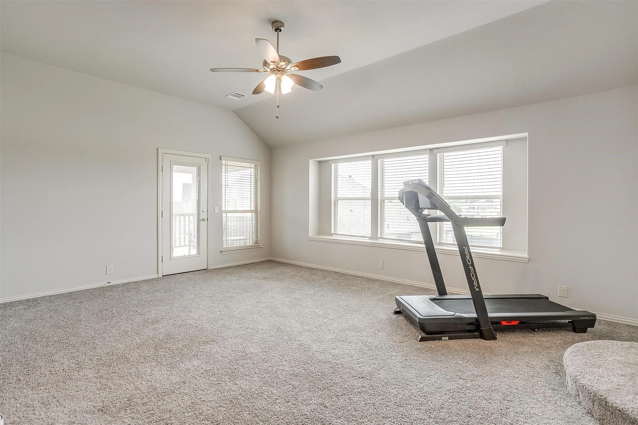 Single Family Residence For Sale in Ellis County , 458 Mesquite Grove Road, Midlothian, Texas 76065, 4 Bedroom, 4 Bathroom, 2 Garage spaces, 3,229 Sqft, built in 2021, mls#21408017, Real Estate Agent in Midlothian, Homes For Sale in Ellis county, Homes For Sale in Midlothian, Realtor in Midlothian Texas, Real Estate Brokerage Independent Realty Texas, Luminita Cordes Realtor