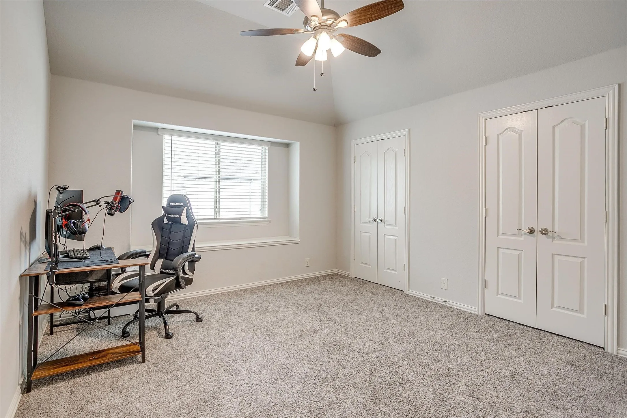 Single Family Residence For Sale in Ellis County , 458 Mesquite Grove Road, Midlothian, Texas 76065, 4 Bedroom, 4 Bathroom, 2 Garage spaces, 3,229 Sqft, built in 2021, mls#21408017, Real Estate Agent in Midlothian, Homes For Sale in Ellis county, Homes For Sale in Midlothian, Realtor in Midlothian Texas, Real Estate Brokerage Independent Realty Texas, Luminita Cordes Realtor