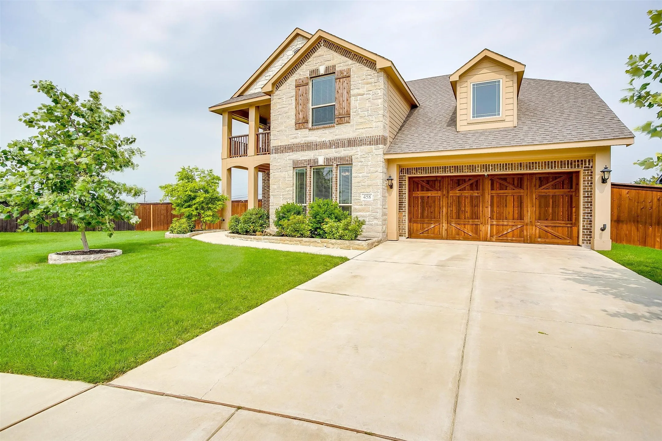 Single Family Residence For Sale in Ellis County , 458 Mesquite Grove Road, Midlothian, Texas 76065, 4 Bedroom, 4 Bathroom, 2 Garage spaces, 3,229 Sqft, built in 2021, mls#21408017, Real Estate Agent in Midlothian, Homes For Sale in Ellis county, Homes For Sale in Midlothian, Realtor in Midlothian Texas, Real Estate Brokerage Independent Realty Texas, Luminita Cordes Realtor
