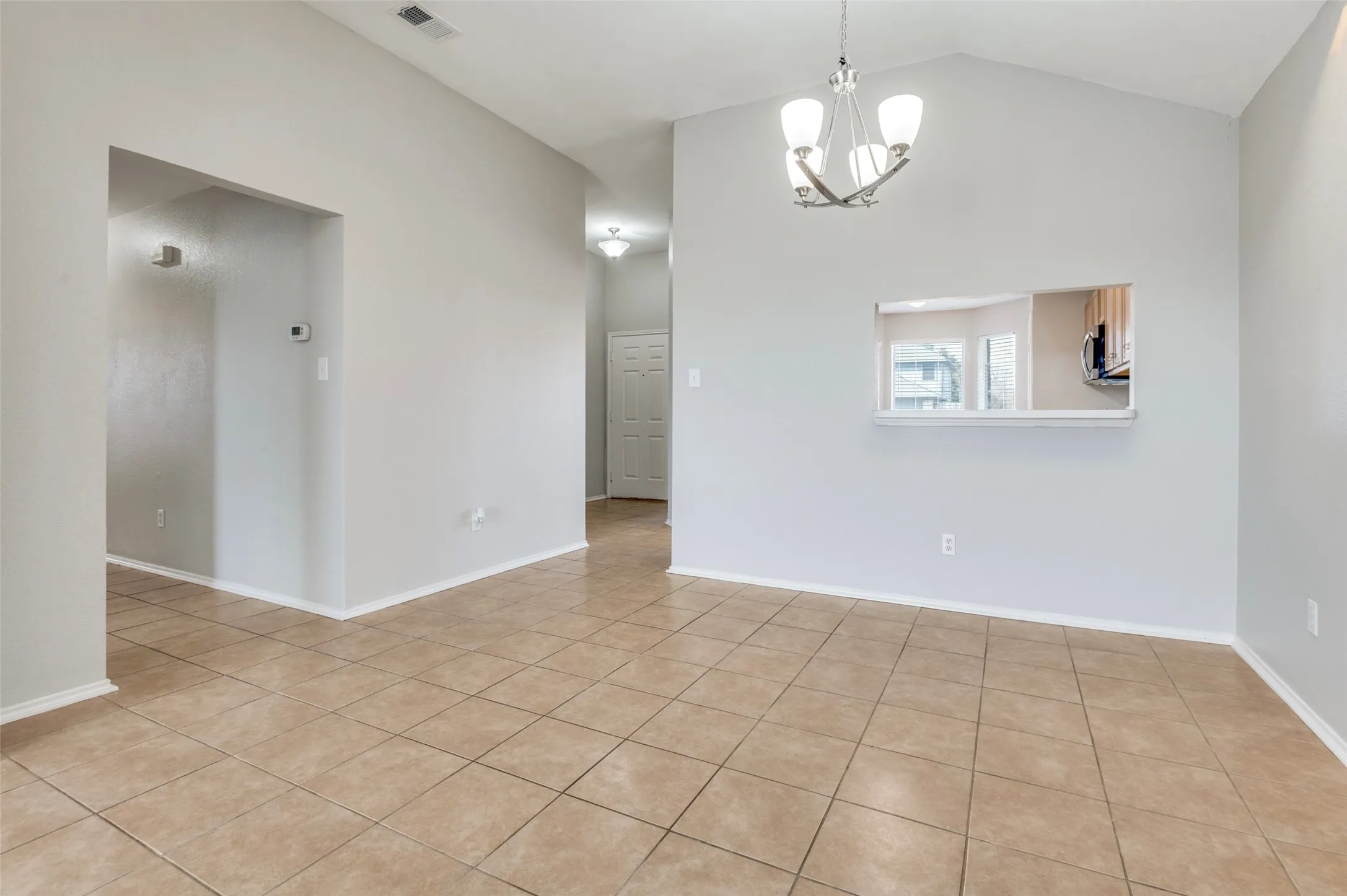 Single Family Residence For Rent in Tarrant County , 800 Ponselle Drive, Arlington, Texas 76001, 3 Bedroom, 2 Bathroom, 2 Garage spaces, 1,441 Sqft, built in 1999, mls#21406762, Real Estate Agent in Arlington, Homes For Rent in Tarrant county, Homes For Rent in Arlington, Realtor in Arlington Texas, Real Estate Brokerage Independent Realty Texas, Luminita Cordes Realtor