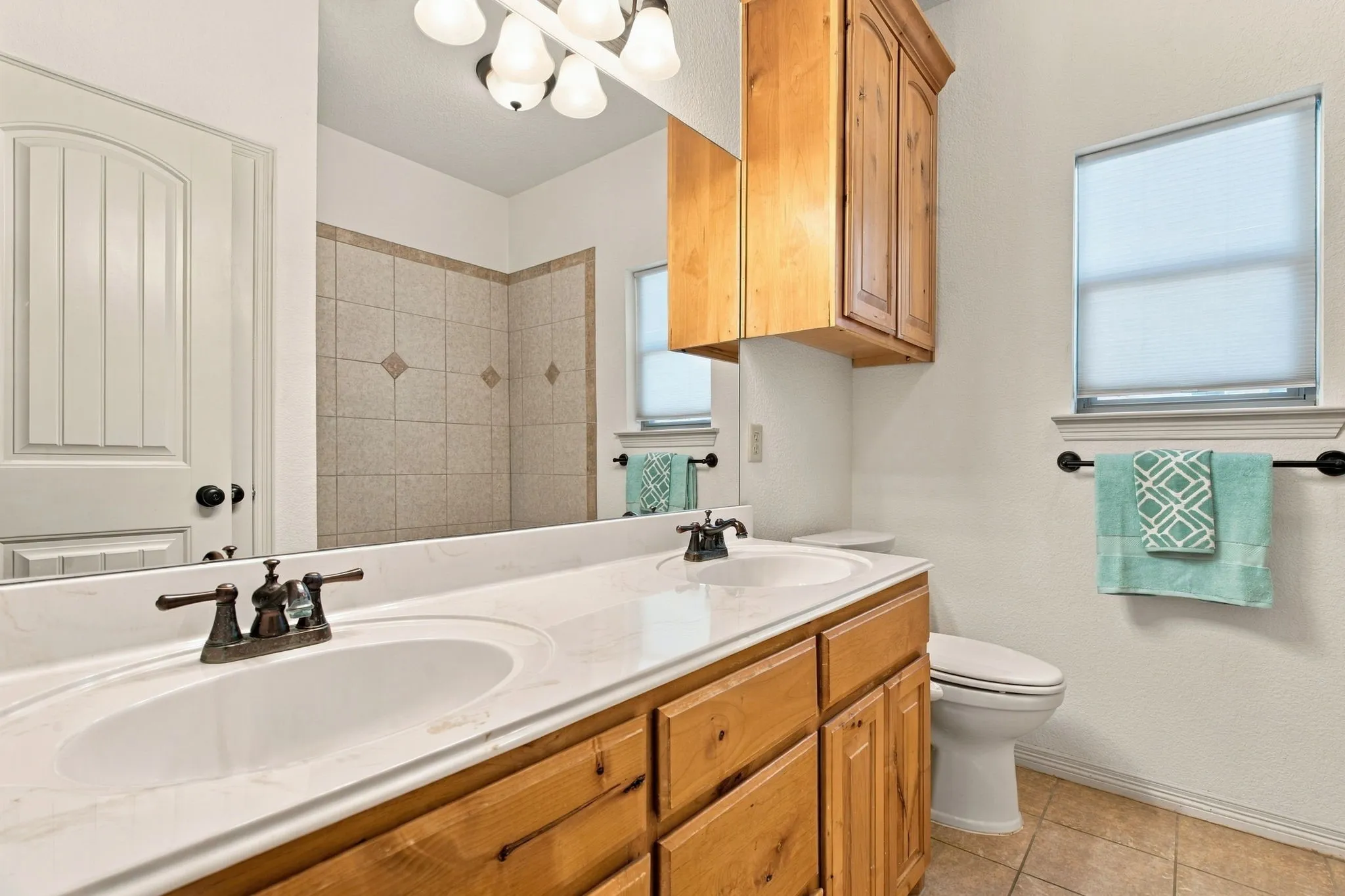 Single Family Residence For Sale in Parker County , 108 Cedar Ranch Drive, Weatherford, Texas 76087, 4 Bedroom, 3 Bathroom, 2 Garage spaces, 2,671 Sqft, built in 2012, mls#21363193, Real Estate Agent in Weatherford, Homes For Sale in Parker county, Homes For Sale in Weatherford, Realtor in Weatherford Texas, Real Estate Brokerage Independent Realty Texas, Luminita Cordes Realtor