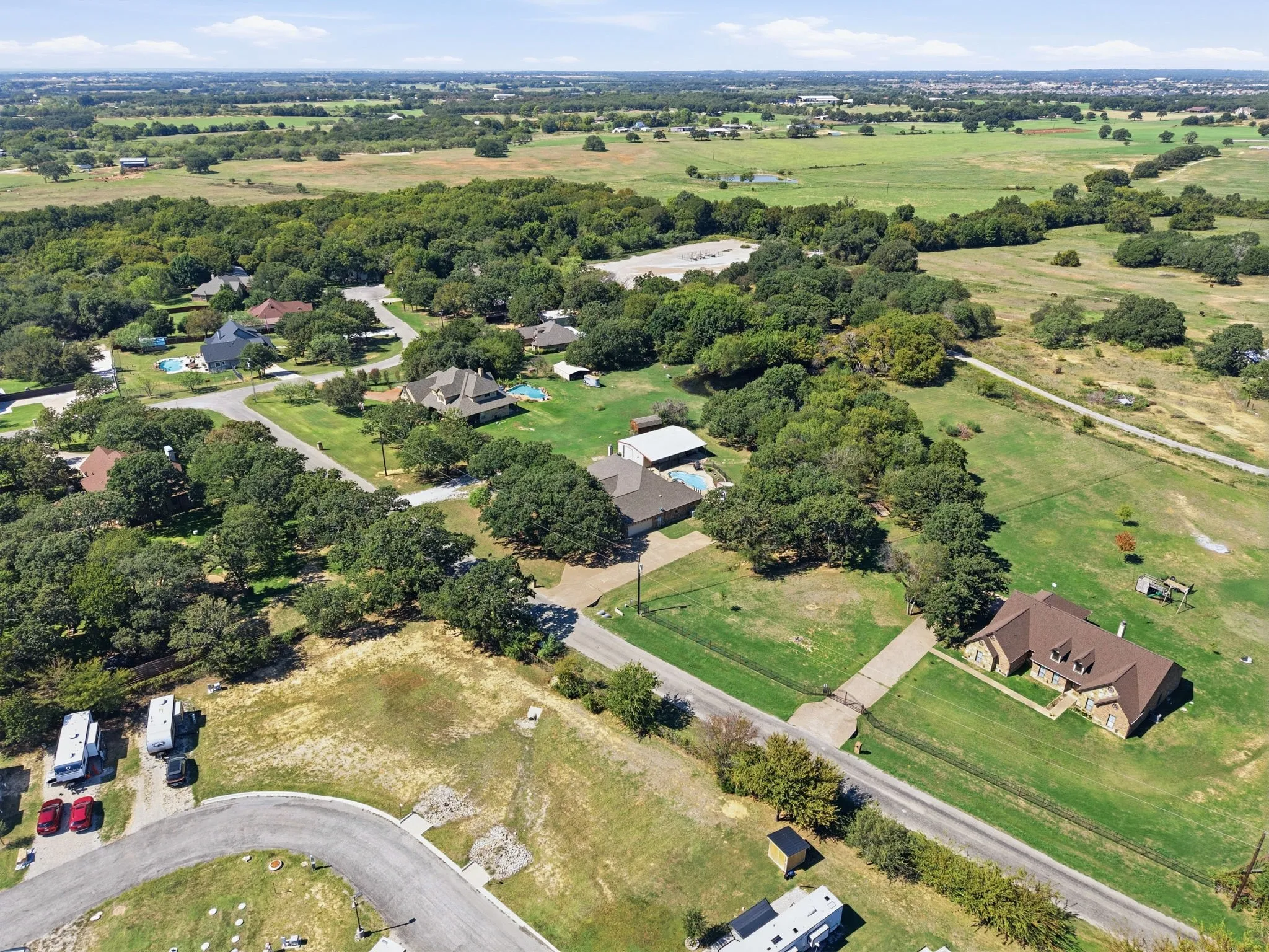 Single Family Residence For Sale in Parker County , 108 Cedar Ranch Drive, Weatherford, Texas 76087, 4 Bedroom, 3 Bathroom, 2 Garage spaces, 2,671 Sqft, built in 2012, mls#21363193, Real Estate Agent in Weatherford, Homes For Sale in Parker county, Homes For Sale in Weatherford, Realtor in Weatherford Texas, Real Estate Brokerage Independent Realty Texas, Luminita Cordes Realtor