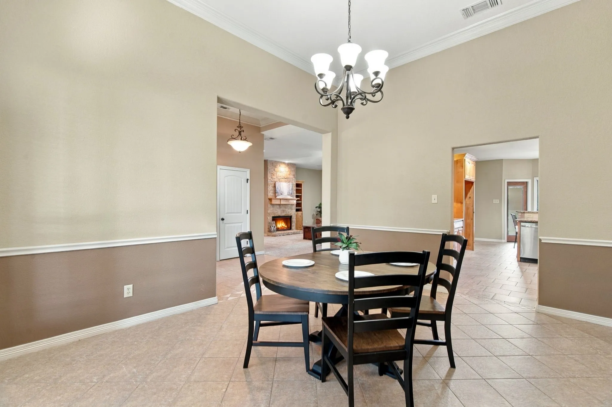 Single Family Residence For Sale in Parker County , 108 Cedar Ranch Drive, Weatherford, Texas 76087, 4 Bedroom, 3 Bathroom, 2 Garage spaces, 2,671 Sqft, built in 2012, mls#21363193, Real Estate Agent in Weatherford, Homes For Sale in Parker county, Homes For Sale in Weatherford, Realtor in Weatherford Texas, Real Estate Brokerage Independent Realty Texas, Luminita Cordes Realtor