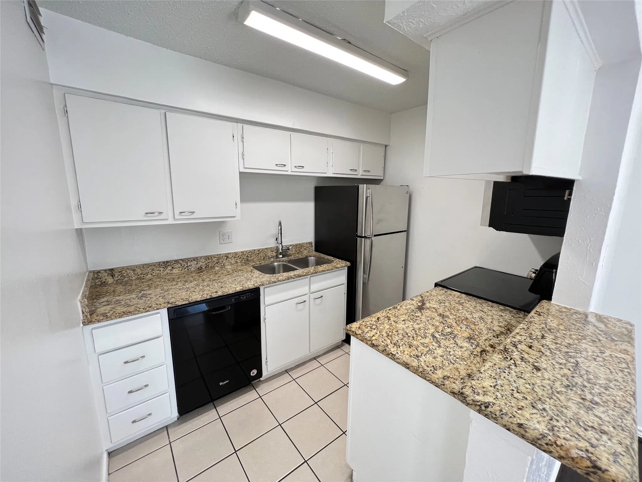 Apartment For Rent in Dallas County , 4044 Buena Vista Street 103, Dallas, Texas 75204, 1 Bedroom, 1 Bathroom, Garage spaces, 544 Sqft, built in 1972, mls#21408166, Real Estate Agent in Dallas, Homes For Rent in Dallas county, Homes For Rent in Dallas, Realtor in Dallas Texas, Real Estate Brokerage Independent Realty Texas, Luminita Cordes Realtor