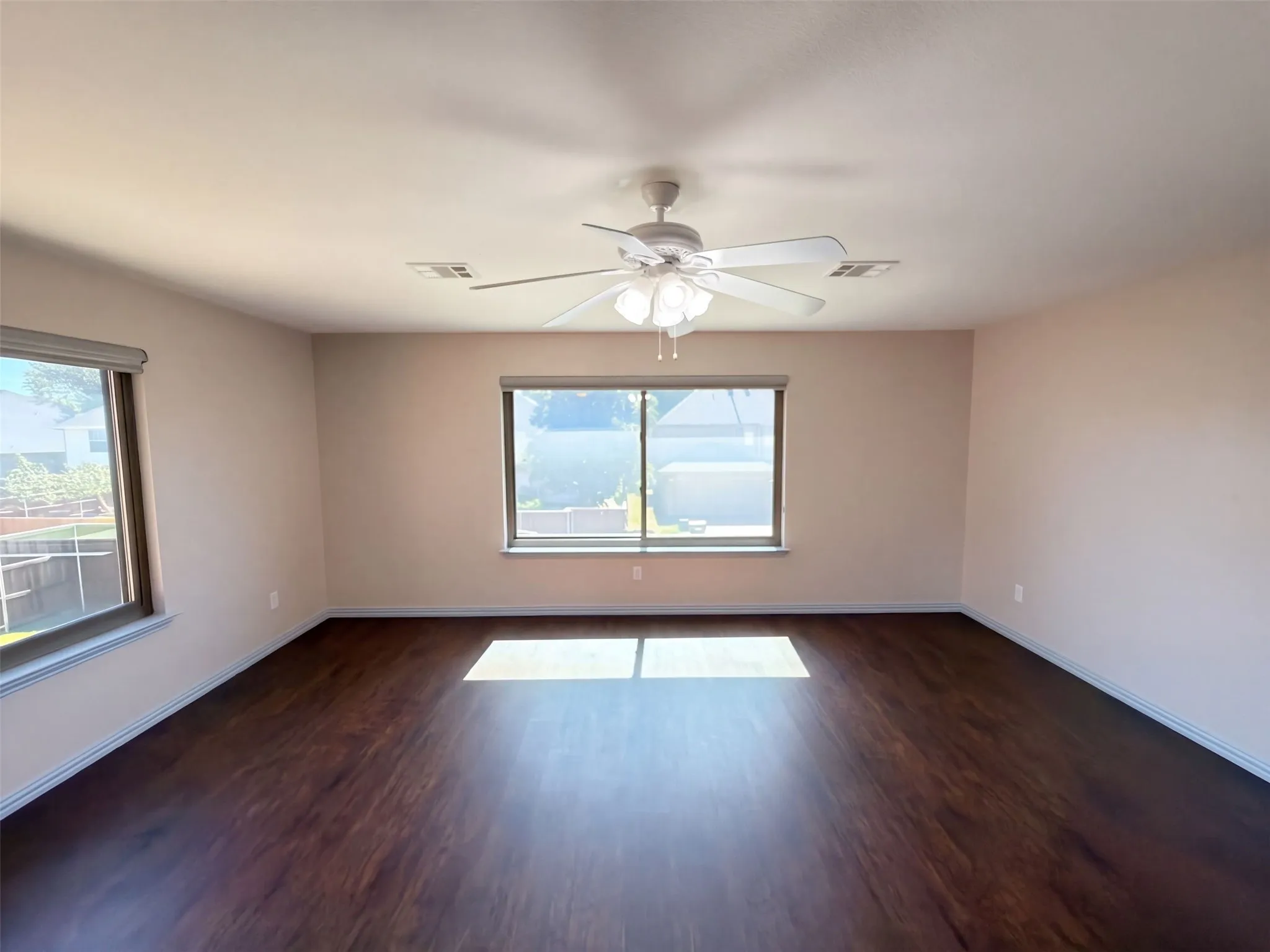 Single Family Residence For Sale in Collin County , 4412 Cedar Valley Drive, Plano, Texas 75024, 5 Bedroom, 3 Bathroom, 2 Garage spaces, 3,152 Sqft, built in 1996, mls#21407735, Real Estate Agent in Plano, Homes For Sale in Collin county, Homes For Sale in Plano, Realtor in Plano Texas, Real Estate Brokerage Independent Realty Texas, Luminita Cordes Realtor