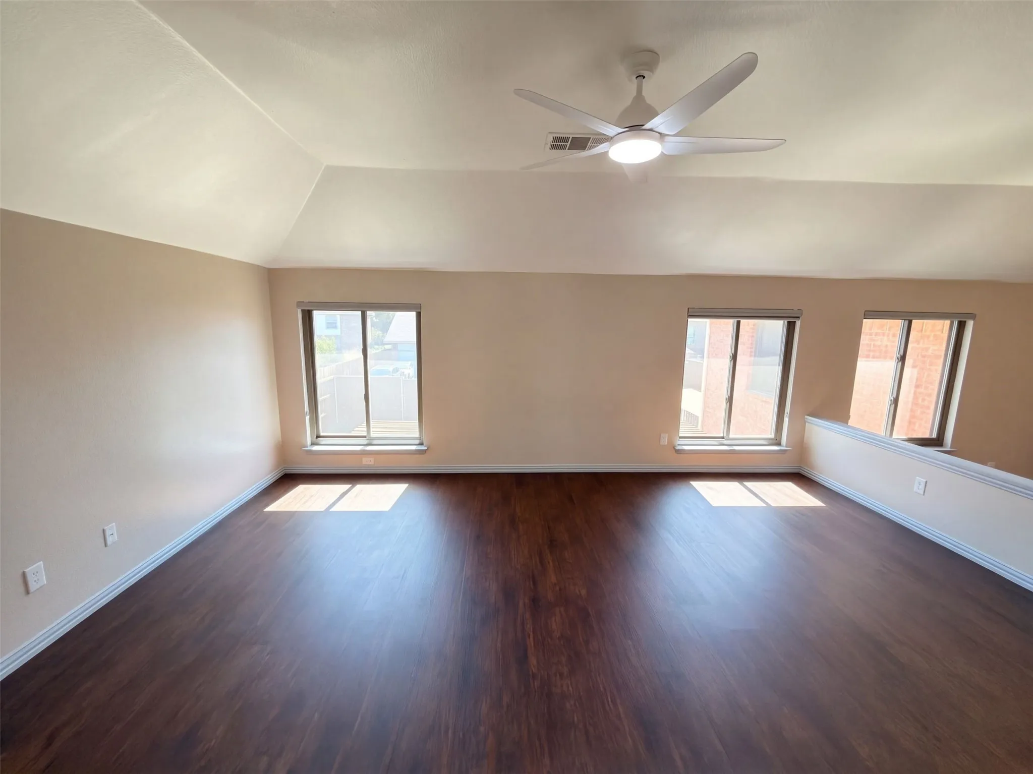 Single Family Residence For Sale in Collin County , 4412 Cedar Valley Drive, Plano, Texas 75024, 5 Bedroom, 3 Bathroom, 2 Garage spaces, 3,152 Sqft, built in 1996, mls#21407735, Real Estate Agent in Plano, Homes For Sale in Collin county, Homes For Sale in Plano, Realtor in Plano Texas, Real Estate Brokerage Independent Realty Texas, Luminita Cordes Realtor