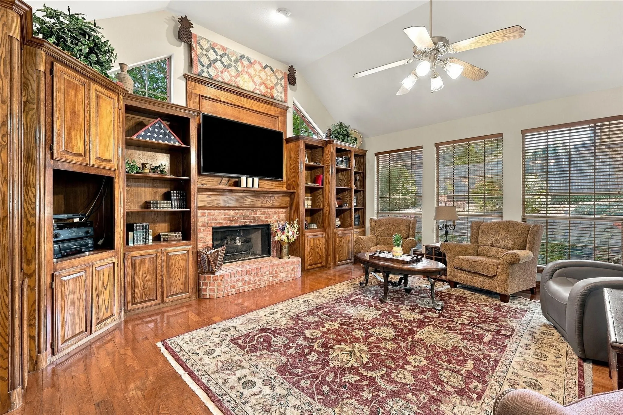 Single Family Residence For Sale in Denton County , 1912 Kipling Drive, Flower Mound, Texas 75022, 4 Bedroom, 4 Bathroom, 3 Garage spaces, 3,440 Sqft, built in 1994, mls#21398051, Real Estate Agent in Flower Mound, Homes For Sale in Denton county, Homes For Sale in Flower Mound, Realtor in Flower Mound Texas, Real Estate Brokerage Independent Realty Texas, Luminita Cordes Realtor