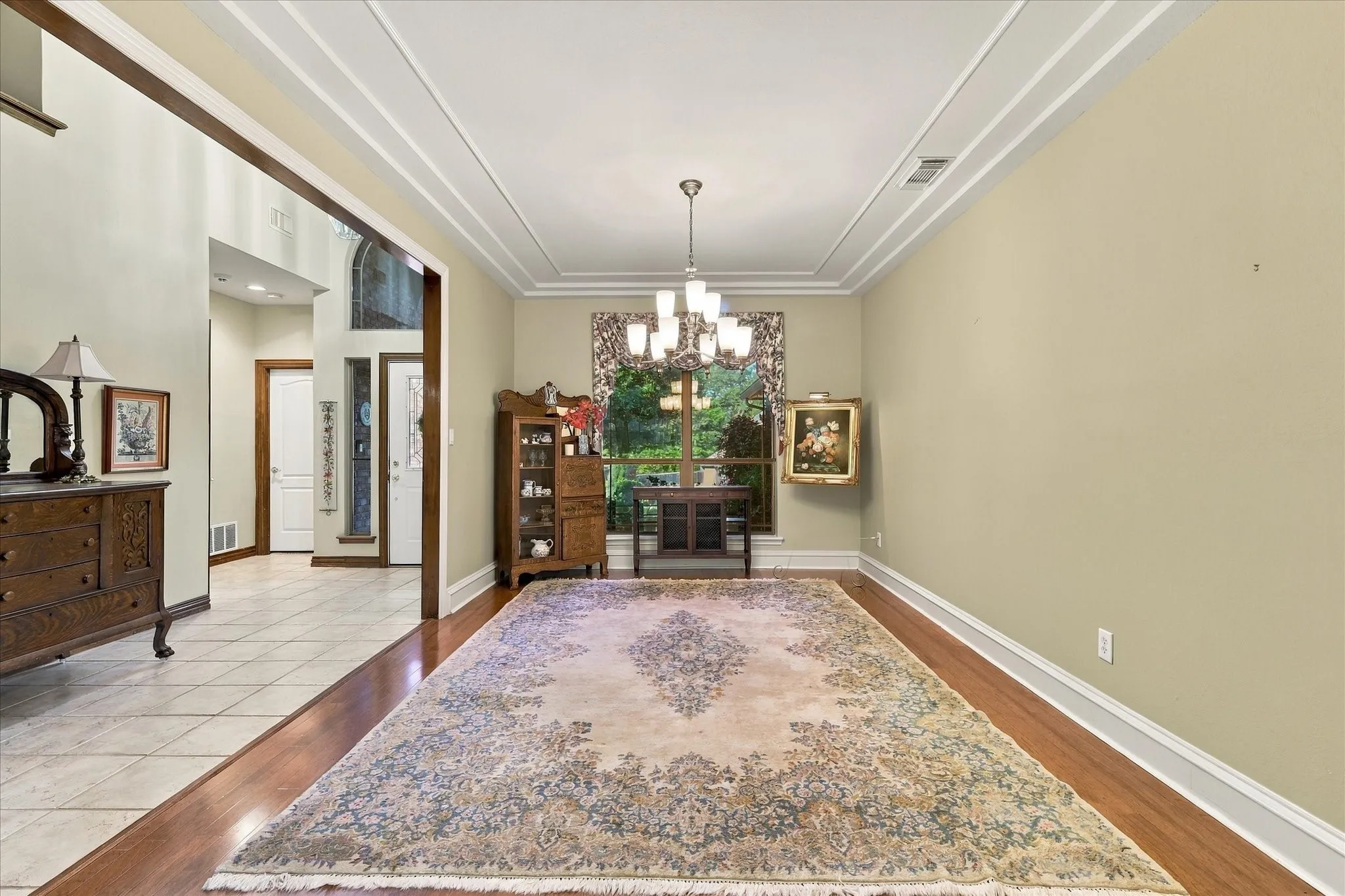 Single Family Residence For Sale in Denton County , 1912 Kipling Drive, Flower Mound, Texas 75022, 4 Bedroom, 4 Bathroom, 3 Garage spaces, 3,440 Sqft, built in 1994, mls#21398051, Real Estate Agent in Flower Mound, Homes For Sale in Denton county, Homes For Sale in Flower Mound, Realtor in Flower Mound Texas, Real Estate Brokerage Independent Realty Texas, Luminita Cordes Realtor