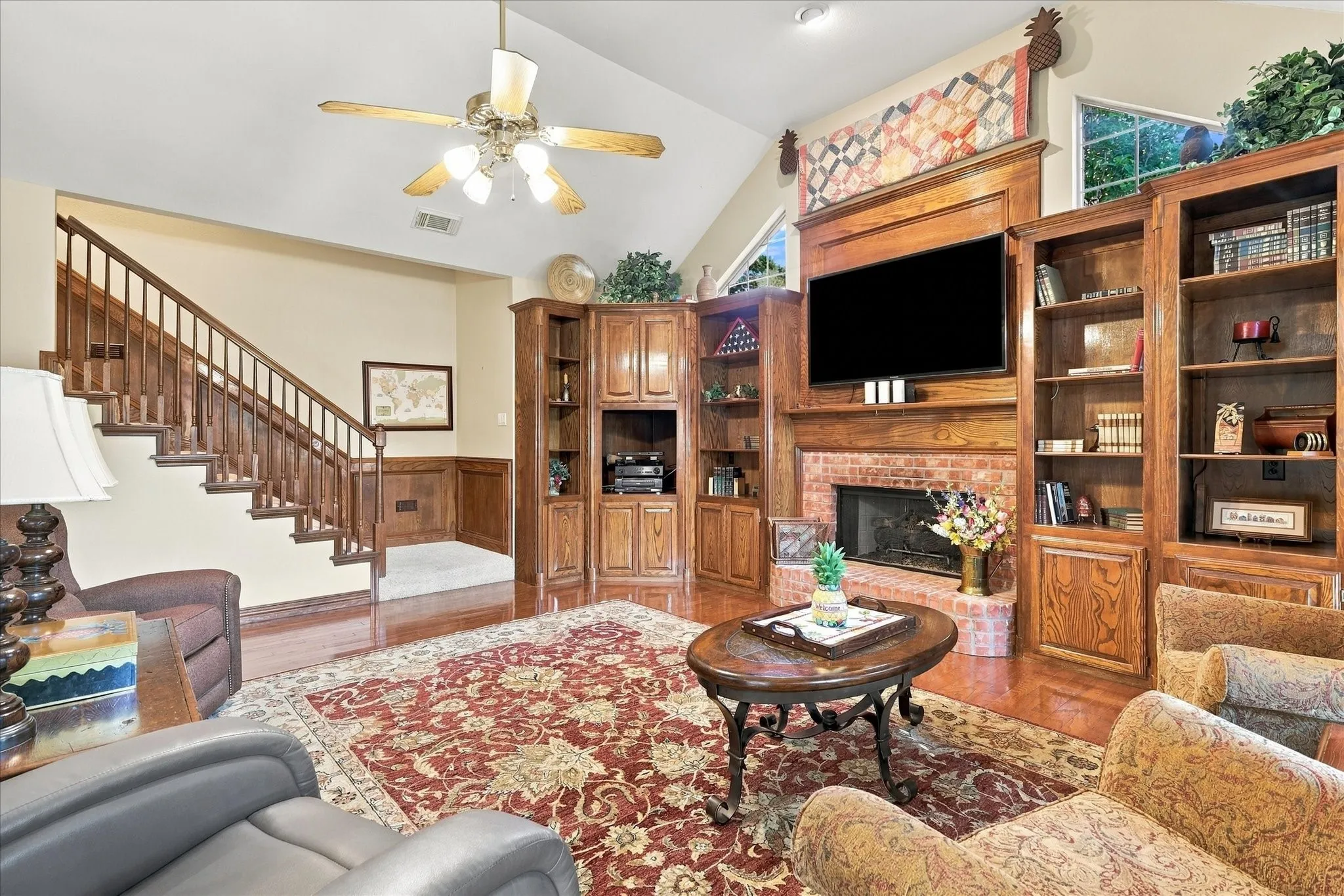 Single Family Residence For Sale in Denton County , 1912 Kipling Drive, Flower Mound, Texas 75022, 4 Bedroom, 4 Bathroom, 3 Garage spaces, 3,440 Sqft, built in 1994, mls#21398051, Real Estate Agent in Flower Mound, Homes For Sale in Denton county, Homes For Sale in Flower Mound, Realtor in Flower Mound Texas, Real Estate Brokerage Independent Realty Texas, Luminita Cordes Realtor