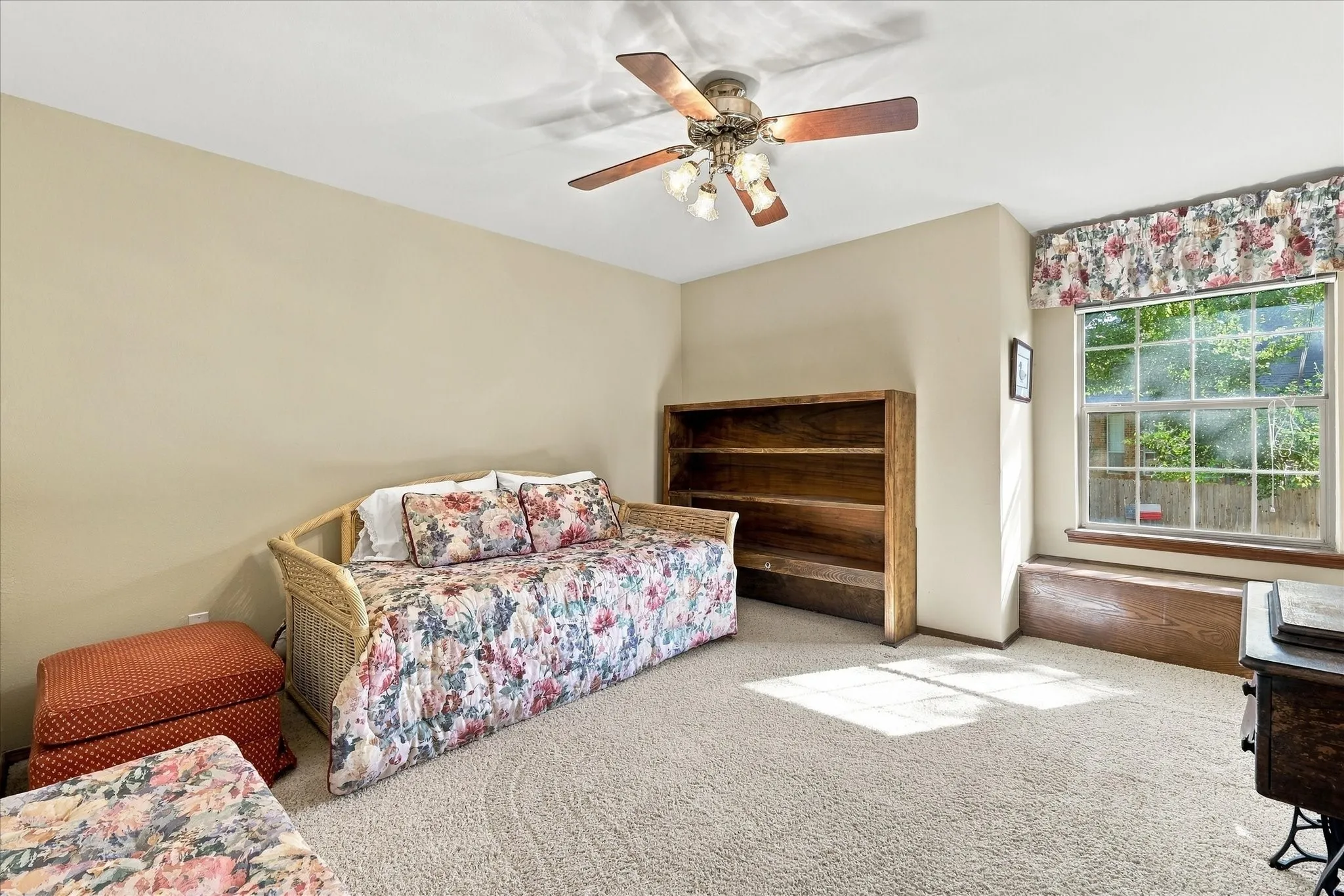 Single Family Residence For Sale in Denton County , 1912 Kipling Drive, Flower Mound, Texas 75022, 4 Bedroom, 4 Bathroom, 3 Garage spaces, 3,440 Sqft, built in 1994, mls#21398051, Real Estate Agent in Flower Mound, Homes For Sale in Denton county, Homes For Sale in Flower Mound, Realtor in Flower Mound Texas, Real Estate Brokerage Independent Realty Texas, Luminita Cordes Realtor