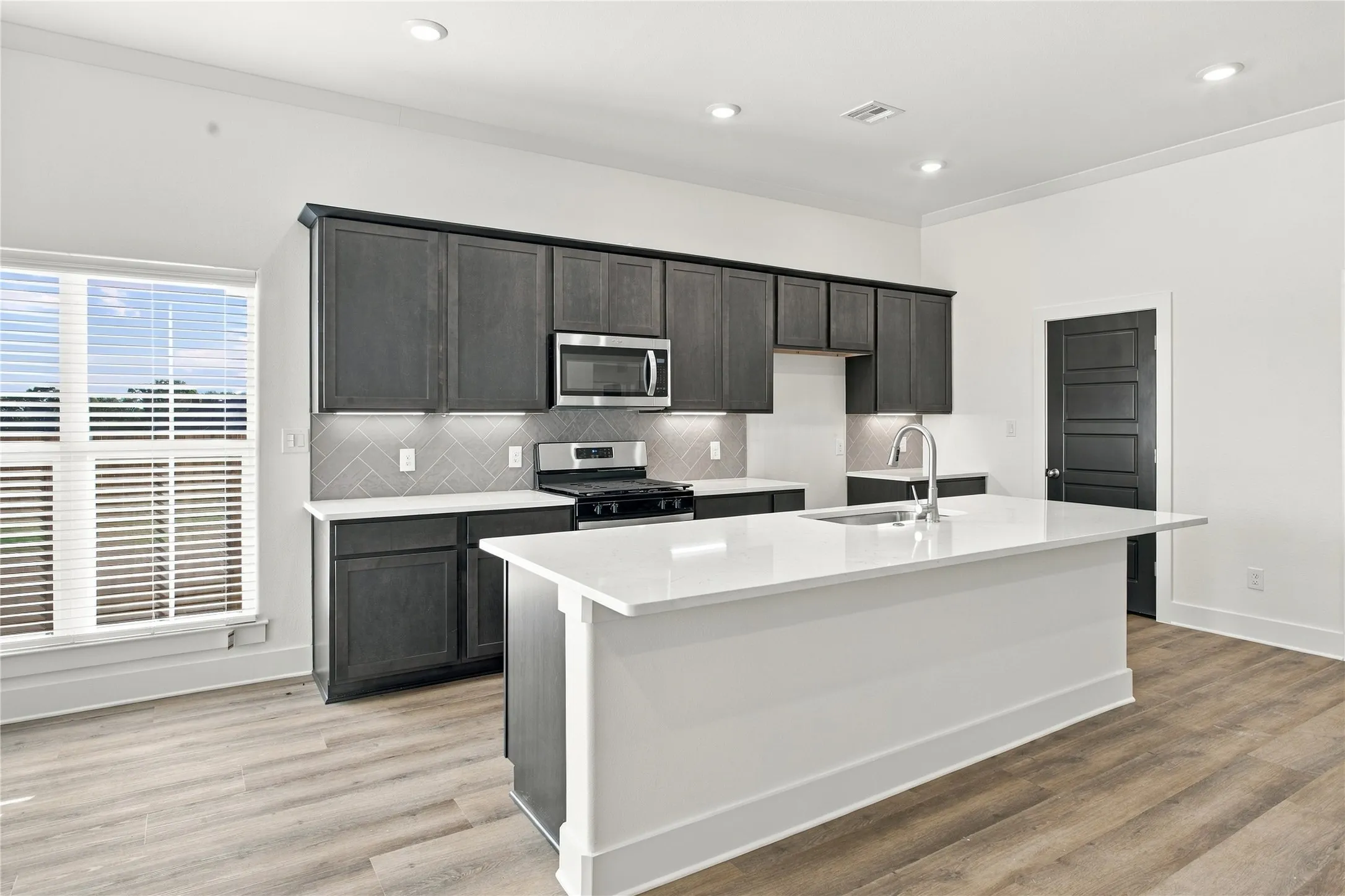 Single Family Residence For Sale in Grayson County , 4215 Hummingbird Drive, Sherman, Texas 75092, 4 Bedroom, 2 Bathroom, 2 Garage spaces, 1,960 Sqft, built in 2026, mls#21407798, Real Estate Agent in Sherman, Homes For Sale in Grayson county, Homes For Sale in Sherman, Realtor in Sherman Texas, Real Estate Brokerage Independent Realty Texas, Luminita Cordes Realtor