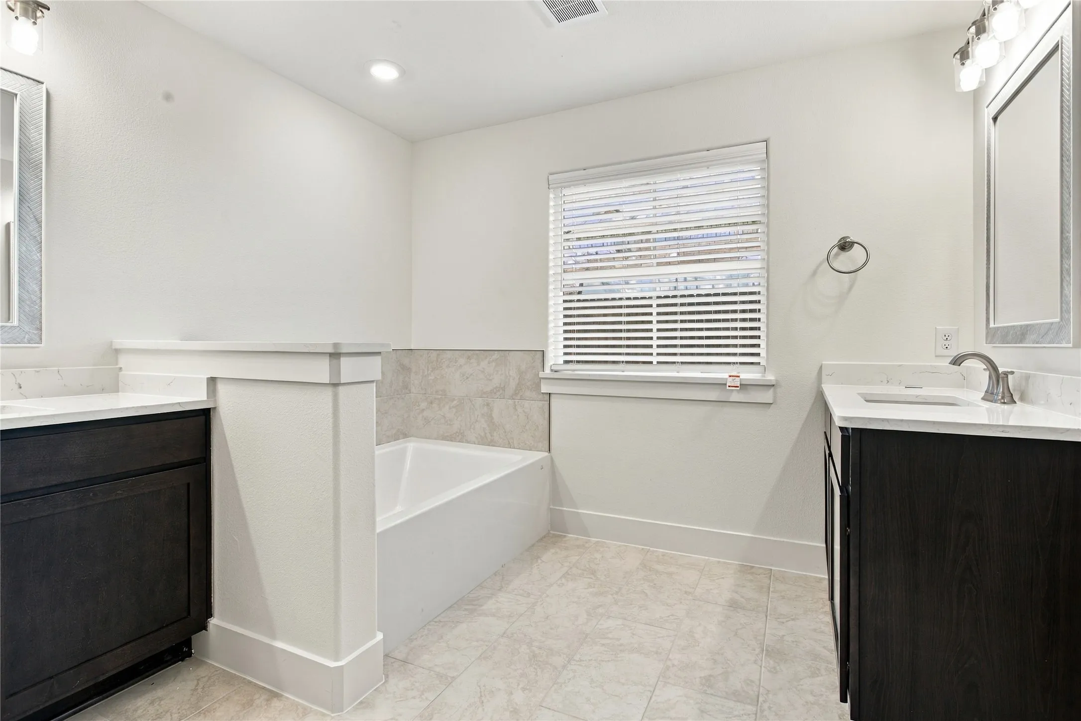 Single Family Residence For Sale in Grayson County , 4215 Hummingbird Drive, Sherman, Texas 75092, 4 Bedroom, 2 Bathroom, 2 Garage spaces, 1,960 Sqft, built in 2026, mls#21407798, Real Estate Agent in Sherman, Homes For Sale in Grayson county, Homes For Sale in Sherman, Realtor in Sherman Texas, Real Estate Brokerage Independent Realty Texas, Luminita Cordes Realtor
