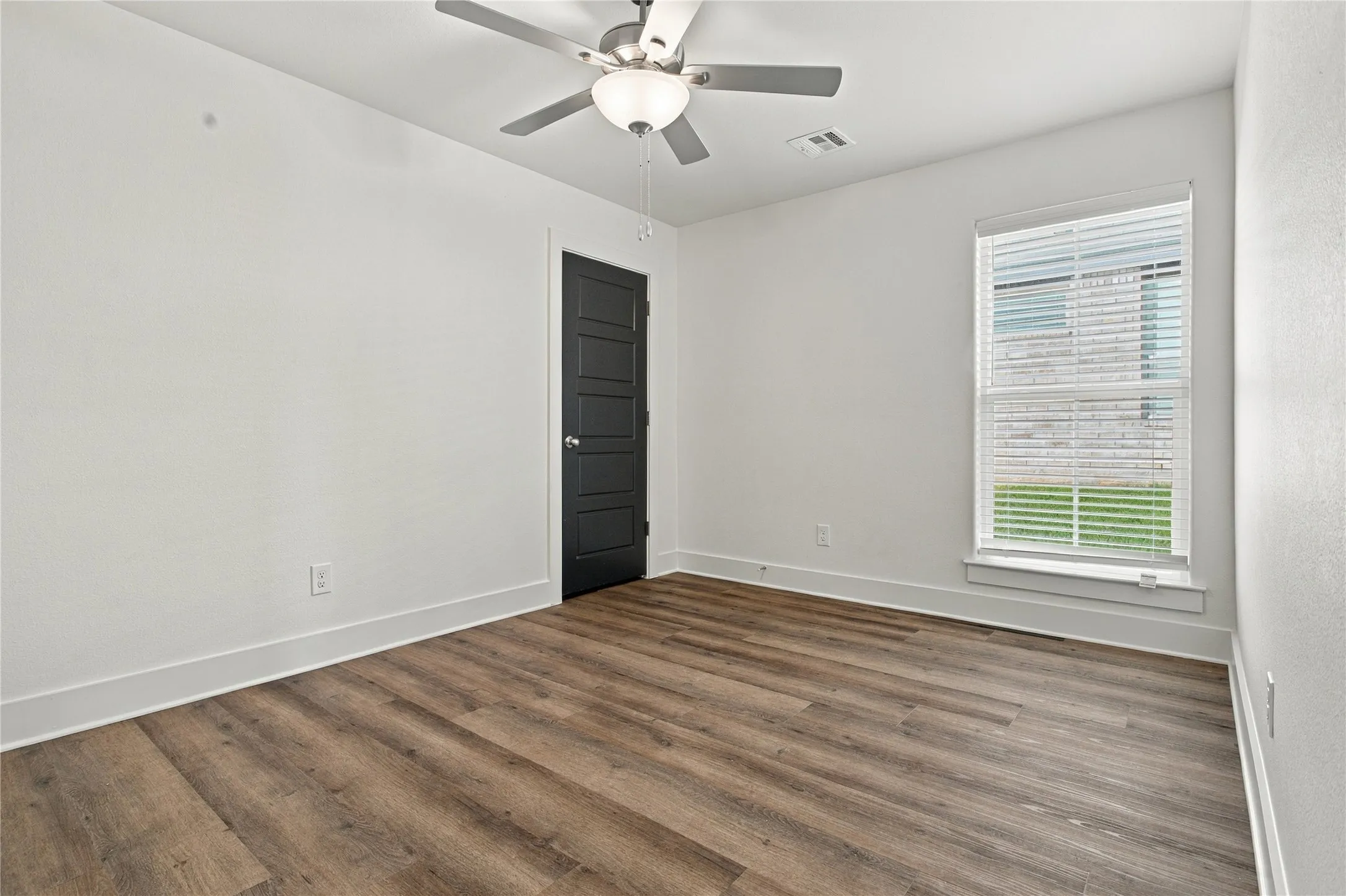 Single Family Residence For Sale in Grayson County , 4215 Hummingbird Drive, Sherman, Texas 75092, 4 Bedroom, 2 Bathroom, 2 Garage spaces, 1,960 Sqft, built in 2026, mls#21407798, Real Estate Agent in Sherman, Homes For Sale in Grayson county, Homes For Sale in Sherman, Realtor in Sherman Texas, Real Estate Brokerage Independent Realty Texas, Luminita Cordes Realtor