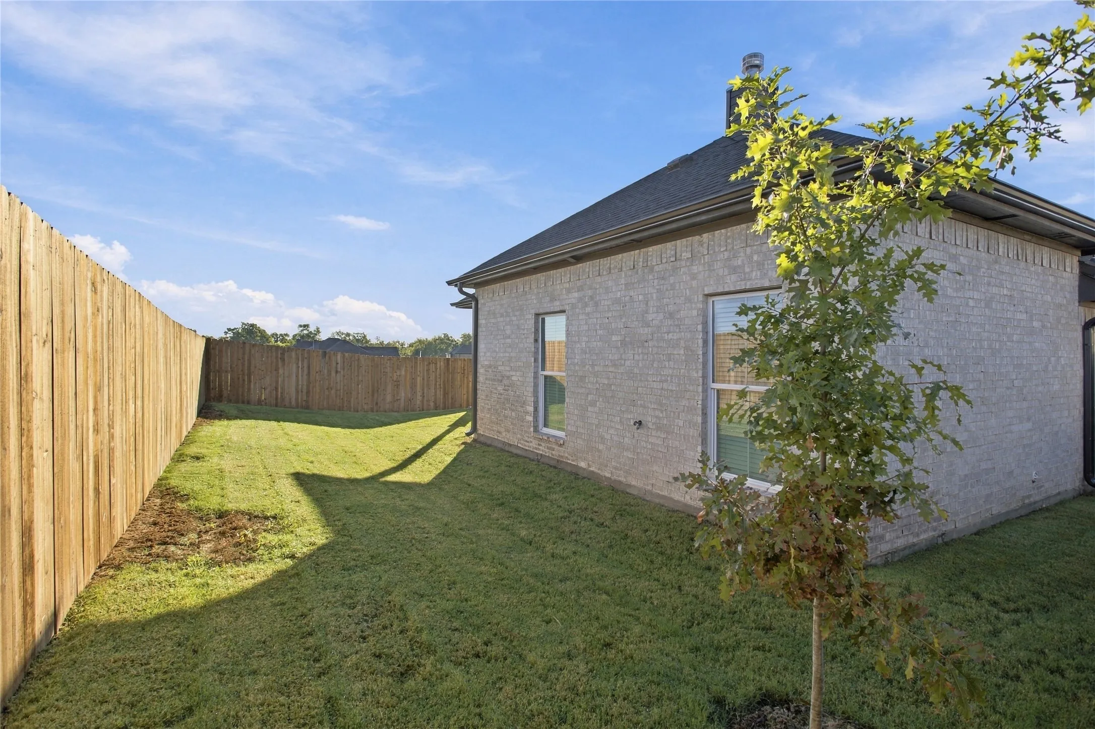 Single Family Residence For Sale in Grayson County , 4215 Hummingbird Drive, Sherman, Texas 75092, 4 Bedroom, 2 Bathroom, 2 Garage spaces, 1,960 Sqft, built in 2026, mls#21407798, Real Estate Agent in Sherman, Homes For Sale in Grayson county, Homes For Sale in Sherman, Realtor in Sherman Texas, Real Estate Brokerage Independent Realty Texas, Luminita Cordes Realtor