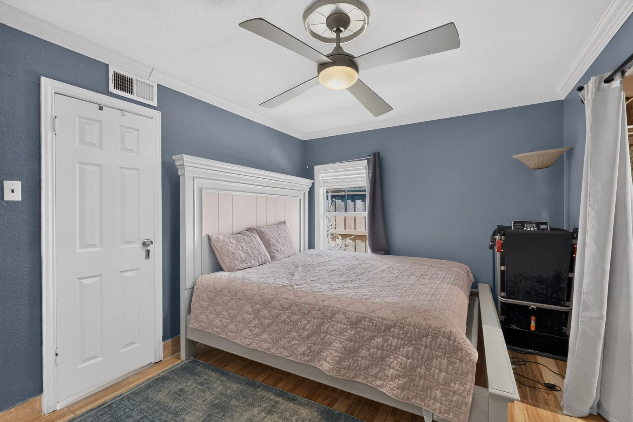 Single Family Residence For Sale in Dallas County , 2520 Hillsboro Avenue, Dallas, Texas 75228, 5 Bedroom, 3 Bathroom, Garage spaces, 1,962 Sqft, built in 1957, mls#21404822, Real Estate Agent in Dallas, Homes For Sale in Dallas county, Homes For Sale in Dallas, Realtor in Dallas Texas, Real Estate Brokerage Independent Realty Texas, Luminita Cordes Realtor