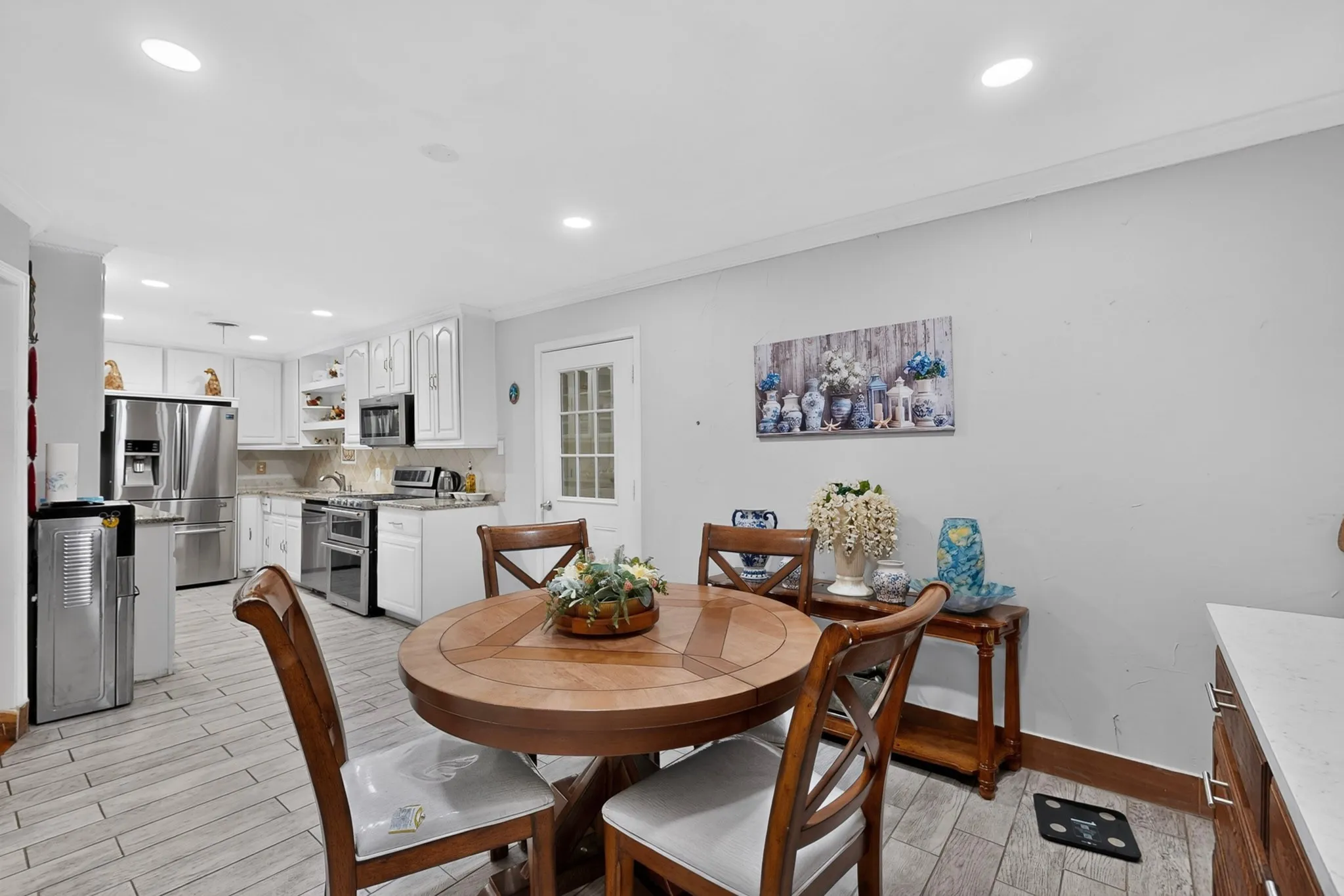 Single Family Residence For Sale in Dallas County , 2520 Hillsboro Avenue, Dallas, Texas 75228, 5 Bedroom, 3 Bathroom, Garage spaces, 1,962 Sqft, built in 1957, mls#21404822, Real Estate Agent in Dallas, Homes For Sale in Dallas county, Homes For Sale in Dallas, Realtor in Dallas Texas, Real Estate Brokerage Independent Realty Texas, Luminita Cordes Realtor