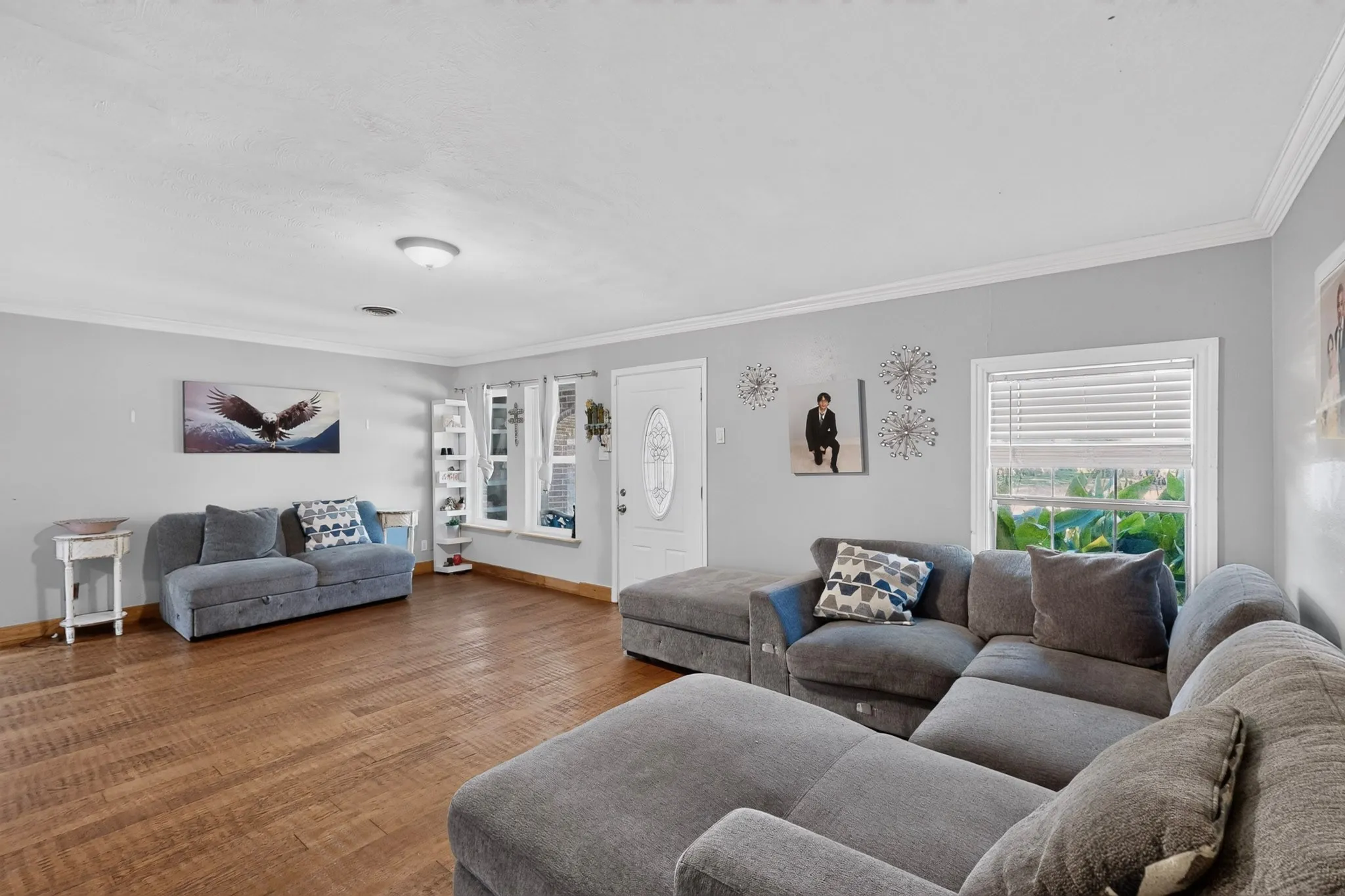 Single Family Residence For Sale in Dallas County , 2520 Hillsboro Avenue, Dallas, Texas 75228, 5 Bedroom, 3 Bathroom, Garage spaces, 1,962 Sqft, built in 1957, mls#21404822, Real Estate Agent in Dallas, Homes For Sale in Dallas county, Homes For Sale in Dallas, Realtor in Dallas Texas, Real Estate Brokerage Independent Realty Texas, Luminita Cordes Realtor