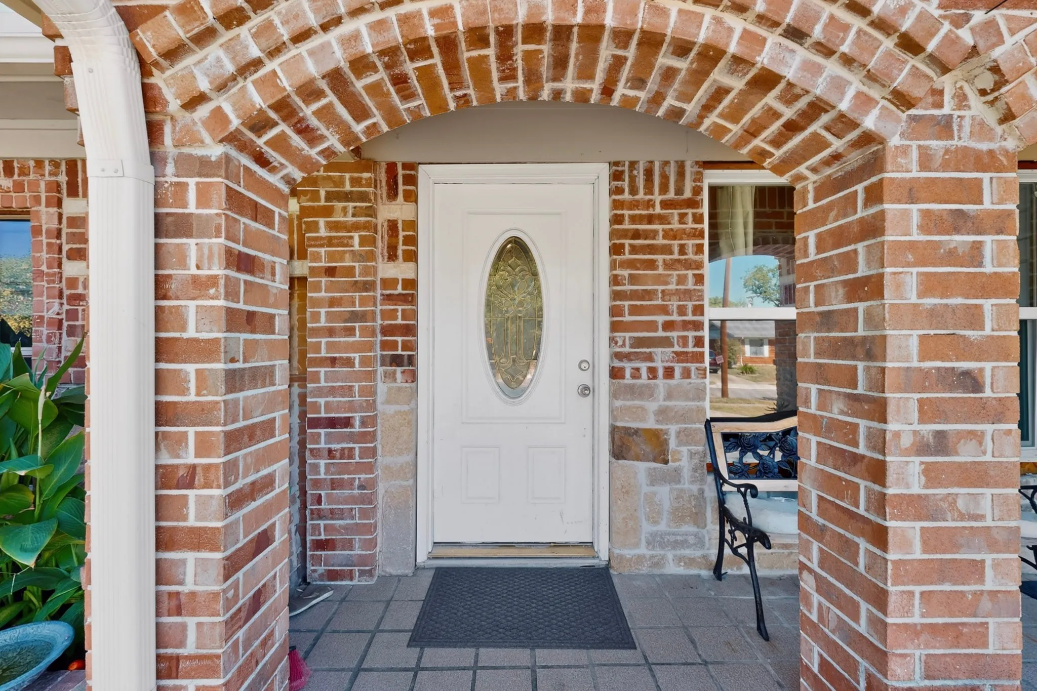Single Family Residence For Sale in Dallas County , 2520 Hillsboro Avenue, Dallas, Texas 75228, 5 Bedroom, 3 Bathroom, Garage spaces, 1,962 Sqft, built in 1957, mls#21404822, Real Estate Agent in Dallas, Homes For Sale in Dallas county, Homes For Sale in Dallas, Realtor in Dallas Texas, Real Estate Brokerage Independent Realty Texas, Luminita Cordes Realtor