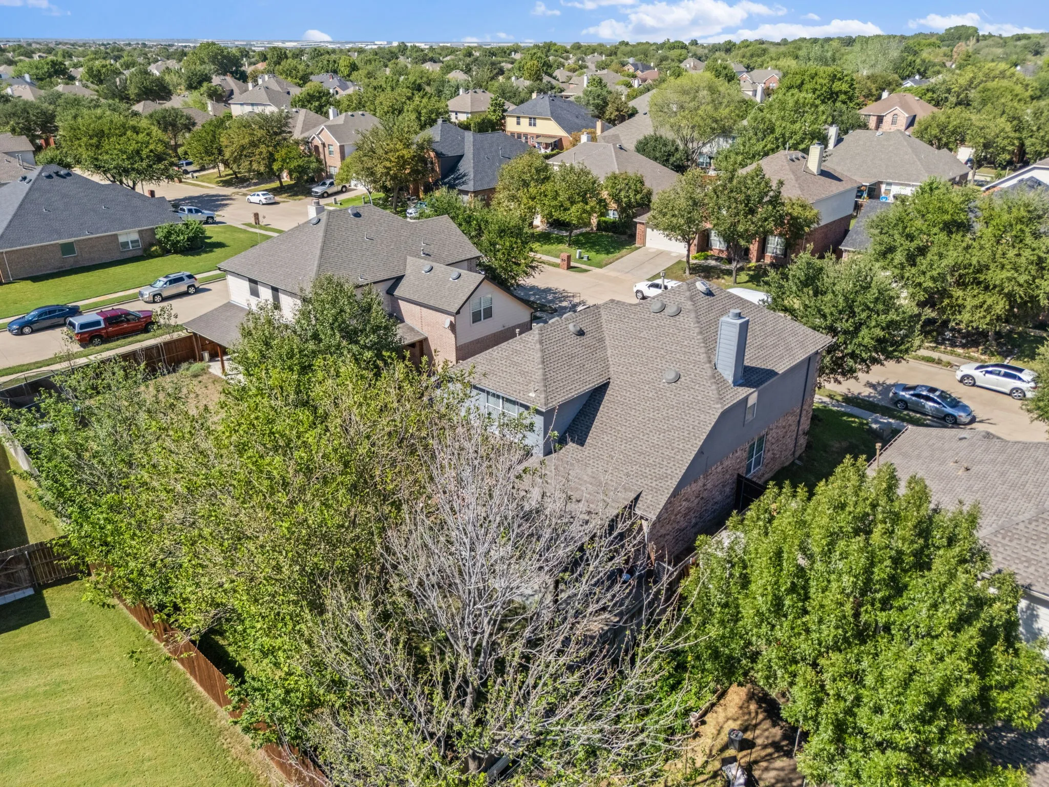 Single Family Residence For Sale in Tarrant County , 5104 Postwood Drive, Fort Worth, Texas 76244, 5 Bedroom, 3 Bathroom, 2 Garage spaces, 3,224 Sqft, built in 2003, mls#21408048, Real Estate Agent in Fort Worth, Homes For Sale in Tarrant county, Homes For Sale in Fort Worth, Realtor in Fort Worth Texas, Real Estate Brokerage Independent Realty Texas, Luminita Cordes Realtor