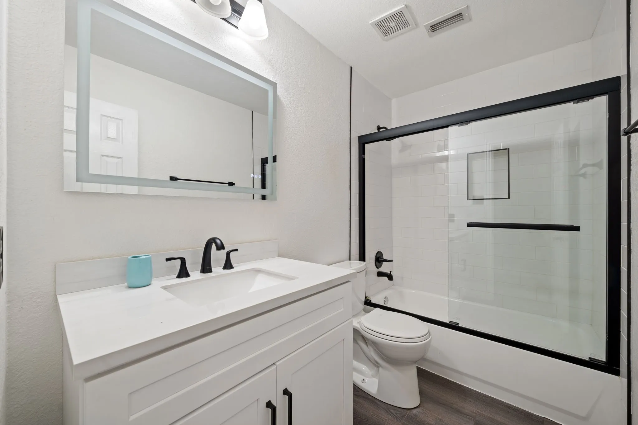 Single Family Residence For Sale in Tarrant County , 5104 Postwood Drive, Fort Worth, Texas 76244, 5 Bedroom, 3 Bathroom, 2 Garage spaces, 3,224 Sqft, built in 2003, mls#21408048, Real Estate Agent in Fort Worth, Homes For Sale in Tarrant county, Homes For Sale in Fort Worth, Realtor in Fort Worth Texas, Real Estate Brokerage Independent Realty Texas, Luminita Cordes Realtor