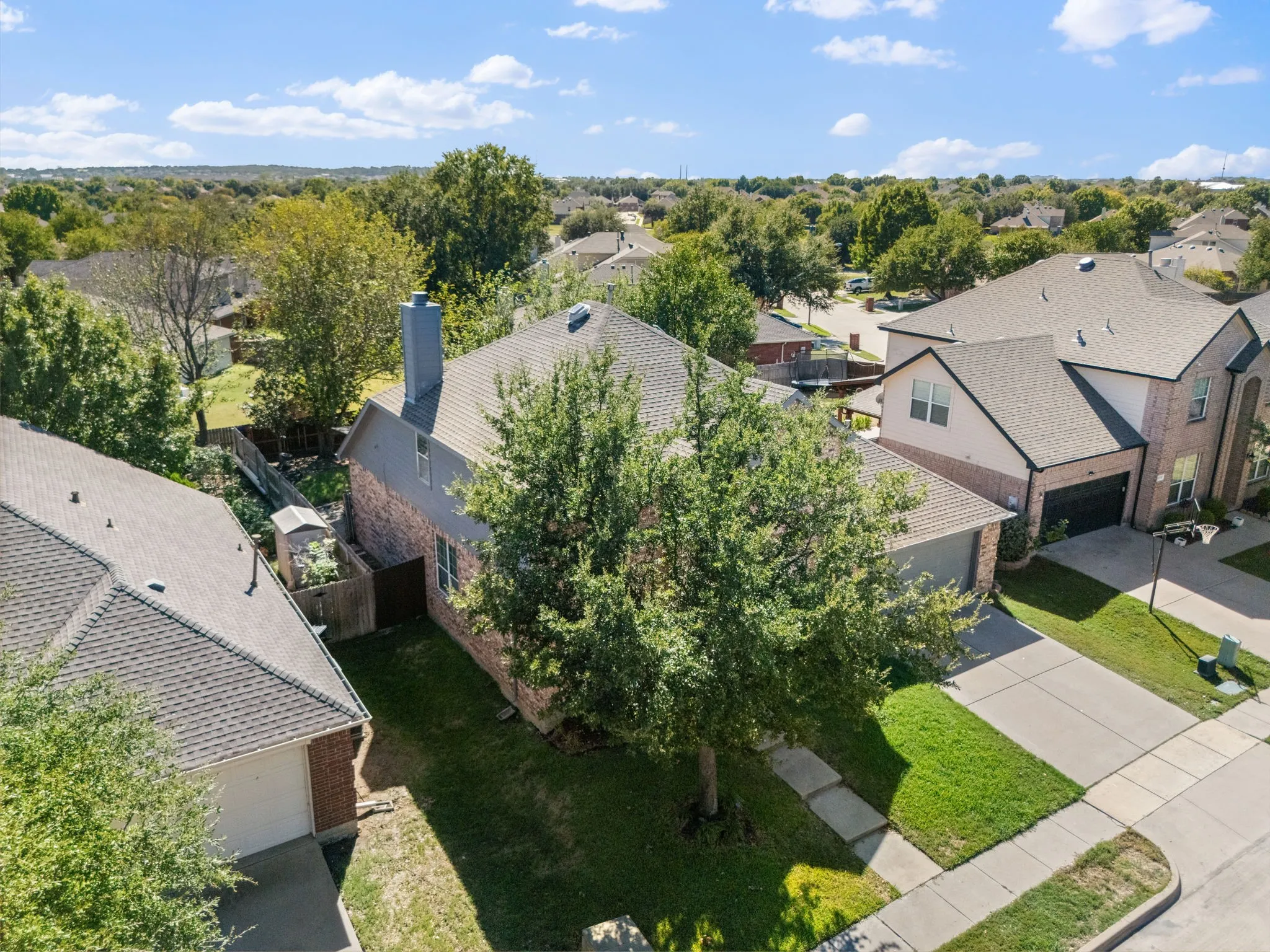 Single Family Residence For Sale in Tarrant County , 5104 Postwood Drive, Fort Worth, Texas 76244, 5 Bedroom, 3 Bathroom, 2 Garage spaces, 3,224 Sqft, built in 2003, mls#21408048, Real Estate Agent in Fort Worth, Homes For Sale in Tarrant county, Homes For Sale in Fort Worth, Realtor in Fort Worth Texas, Real Estate Brokerage Independent Realty Texas, Luminita Cordes Realtor