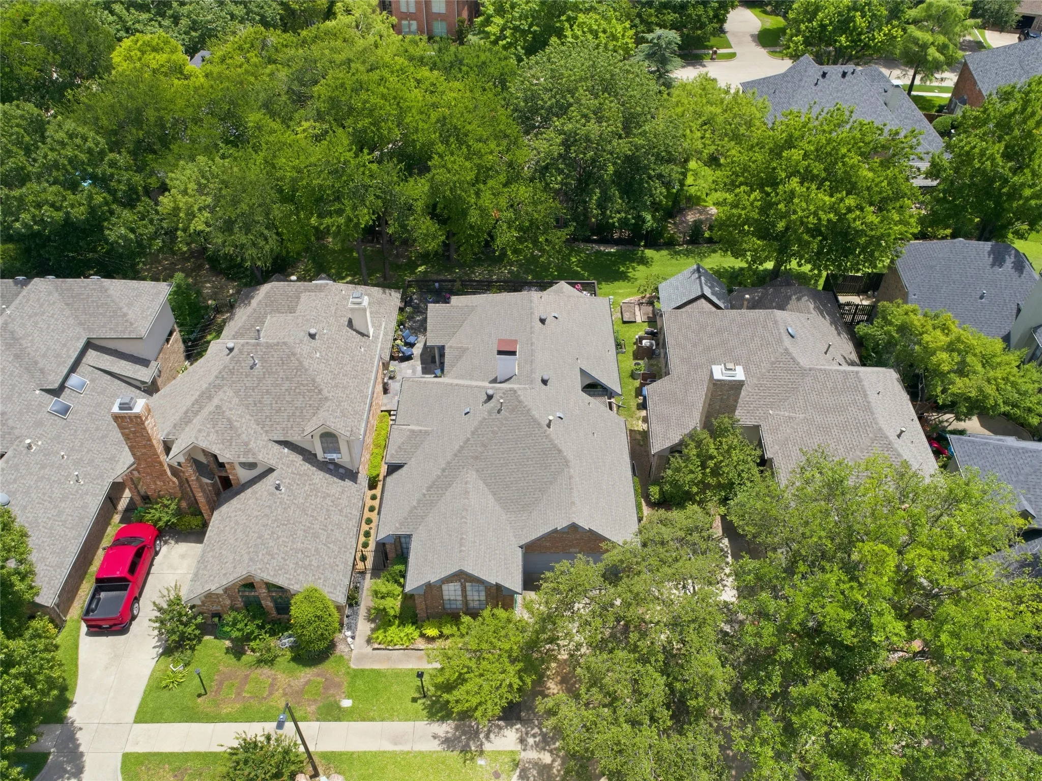 Single Family Residence For Sale in Dallas County , 2614 Rockport Circle, Garland, Texas 75044, 3 Bedroom, 2 Bathroom, 2 Garage spaces, 1,996 Sqft, built in 1988, mls#21407997, Real Estate Agent in Garland, Homes For Sale in Dallas county, Homes For Sale in Garland, Realtor in Garland Texas, Real Estate Brokerage Independent Realty Texas, Luminita Cordes Realtor