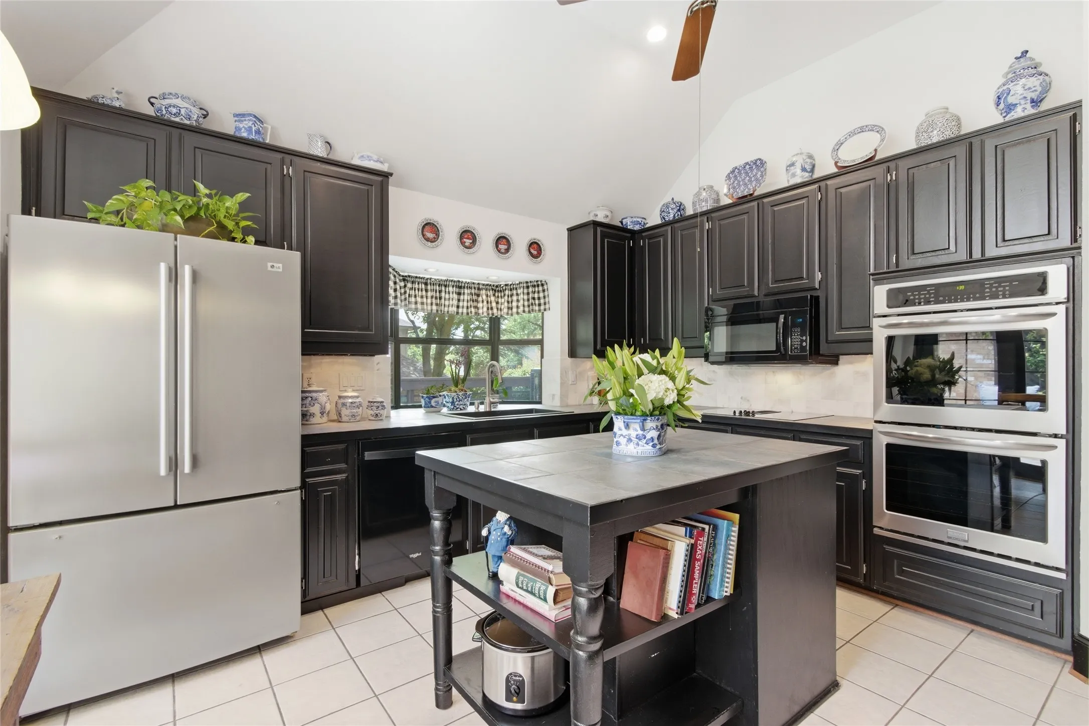 Double ovens and built-in microwave.