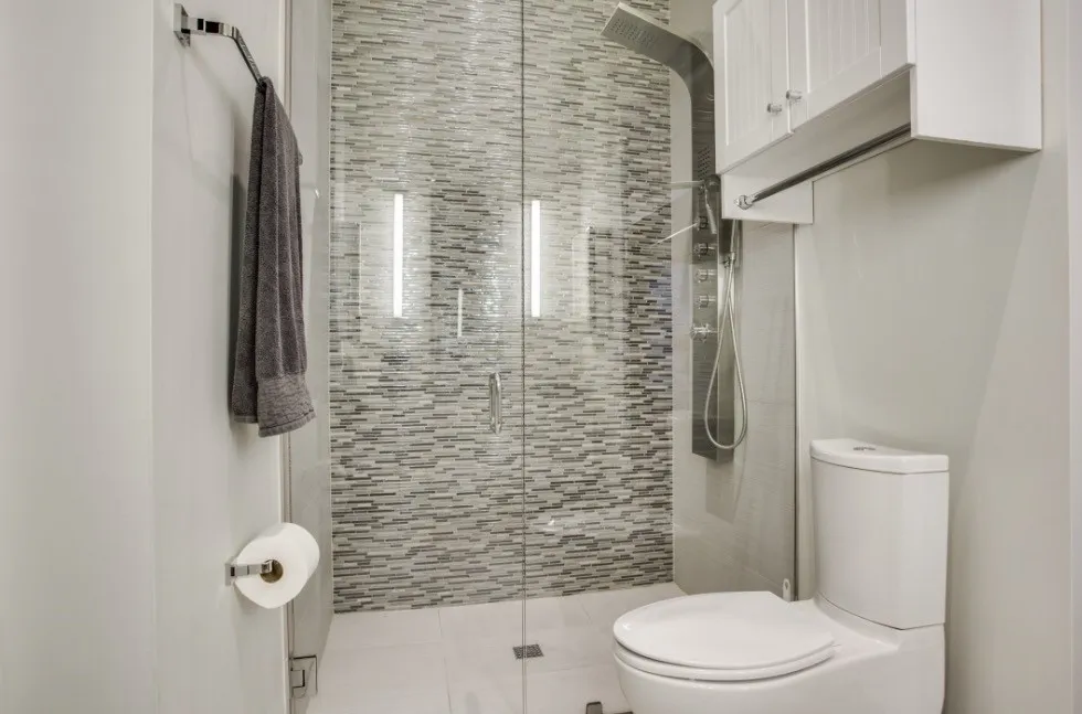 Single Family Residence For Sale in Dallas County , 2300 N Carroll Ave, Dallas, Texas 75204, 5 Bedroom, 5 Bathroom, 2 Garage spaces, 3,971 Sqft, built in 2013, mls#21406425, Real Estate Agent in Dallas, Homes For Sale in Dallas county, Homes For Sale in Dallas, Realtor in Dallas Texas, Real Estate Brokerage Independent Realty Texas, Luminita Cordes Realtor