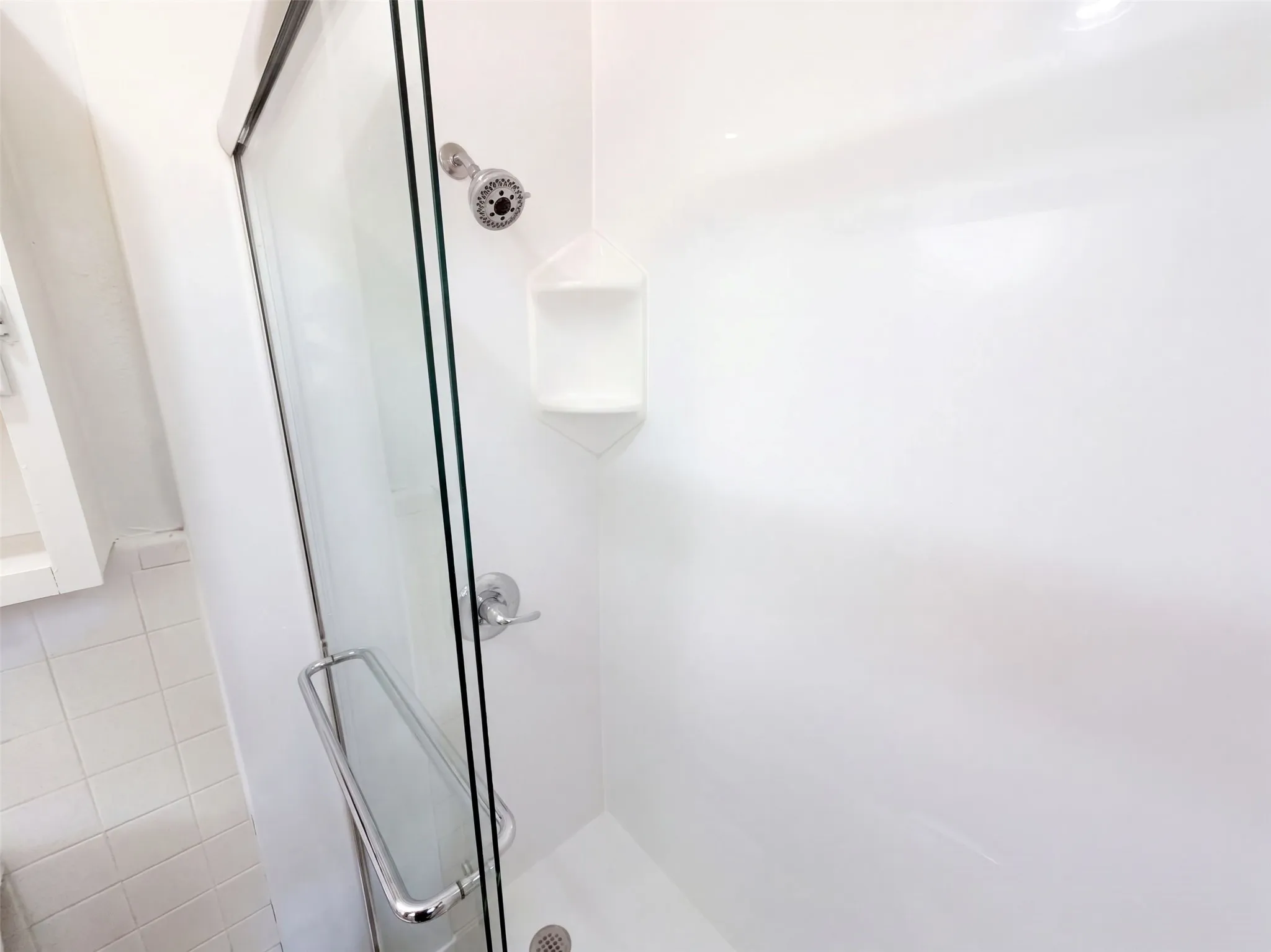 Single Family Residence For Sale in Dallas County , 2331 Royal Drive, Garland, Texas 75041, 3 Bedroom, 2 Bathroom, 2 Garage spaces, 1,271 Sqft, built in 1962, mls#21407728, Real Estate Agent in Garland, Homes For Sale in Dallas county, Homes For Sale in Garland, Realtor in Garland Texas, Real Estate Brokerage Independent Realty Texas, Luminita Cordes Realtor