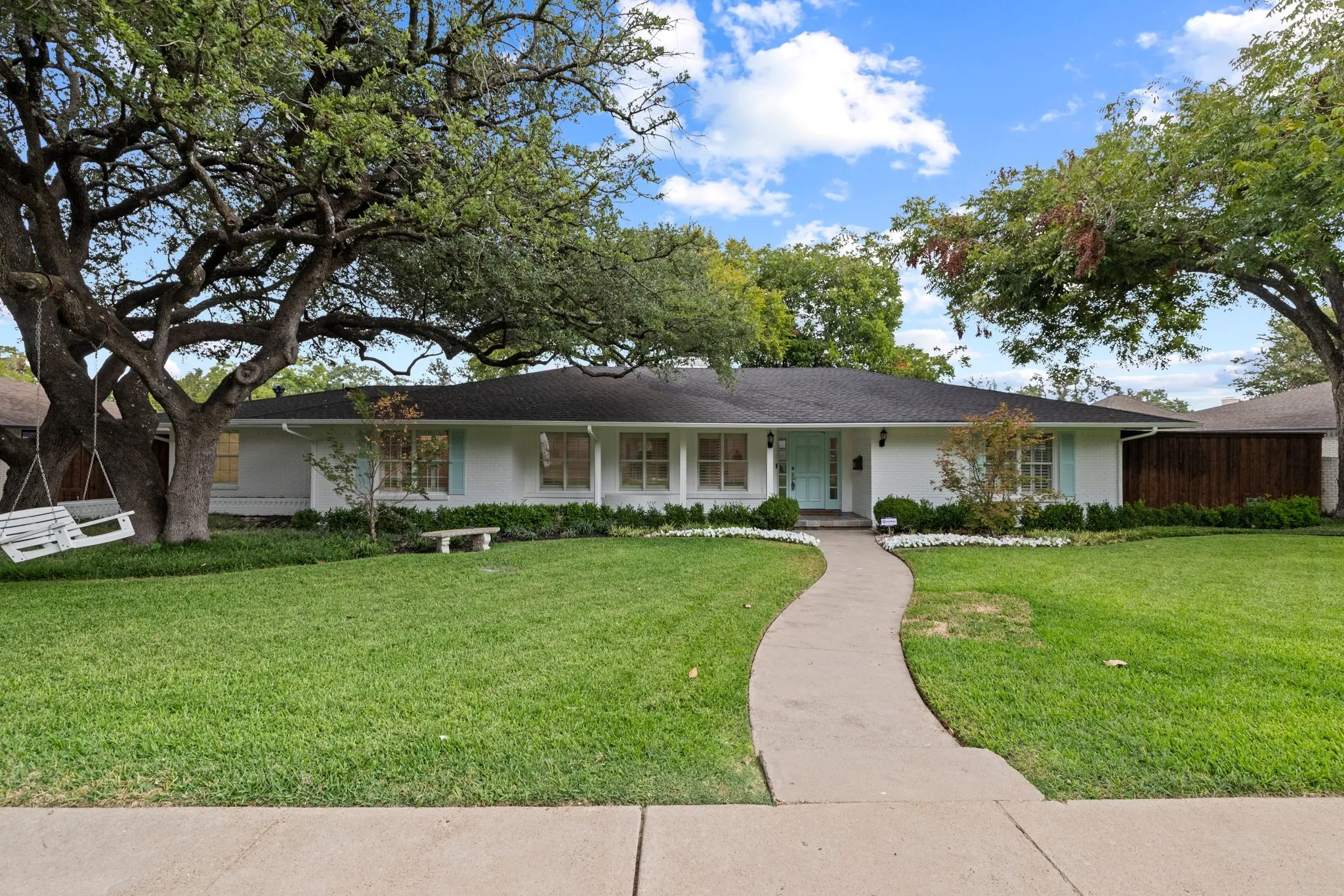 Single Family Residence For Sale in Dallas County , 7031 Mason Dells Drive, Dallas, Texas 75230, 4 Bedroom, 4 Bathroom, 3 Garage spaces, 4,566 Sqft, built in 1955, mls#21405311, Real Estate Agent in Dallas, Homes For Sale in Dallas county, Homes For Sale in Dallas, Realtor in Dallas Texas, Real Estate Brokerage Independent Realty Texas, Luminita Cordes Realtor