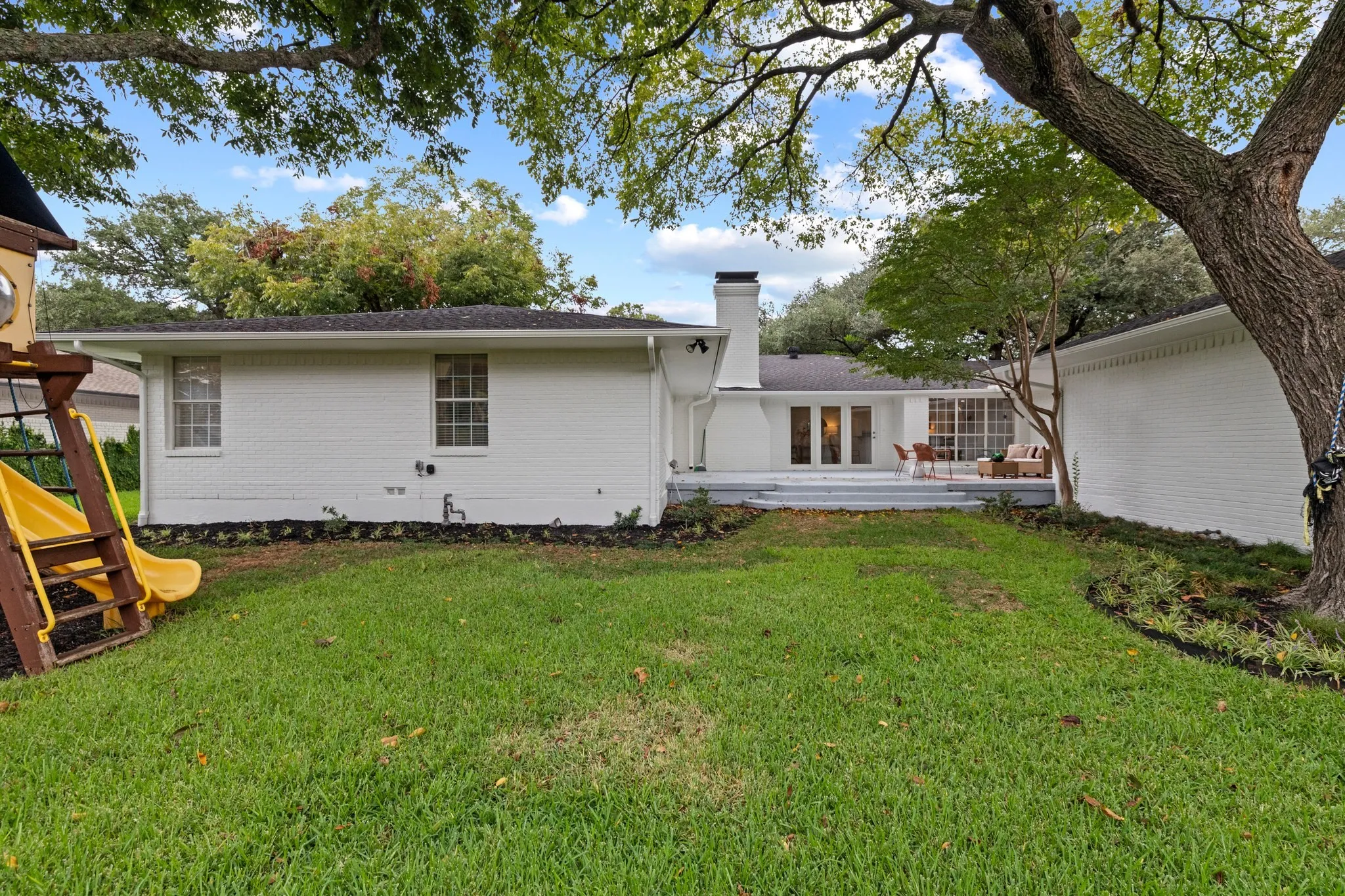 Single Family Residence For Sale in Dallas County , 7031 Mason Dells Drive, Dallas, Texas 75230, 4 Bedroom, 4 Bathroom, 3 Garage spaces, 4,566 Sqft, built in 1955, mls#21405311, Real Estate Agent in Dallas, Homes For Sale in Dallas county, Homes For Sale in Dallas, Realtor in Dallas Texas, Real Estate Brokerage Independent Realty Texas, Luminita Cordes Realtor