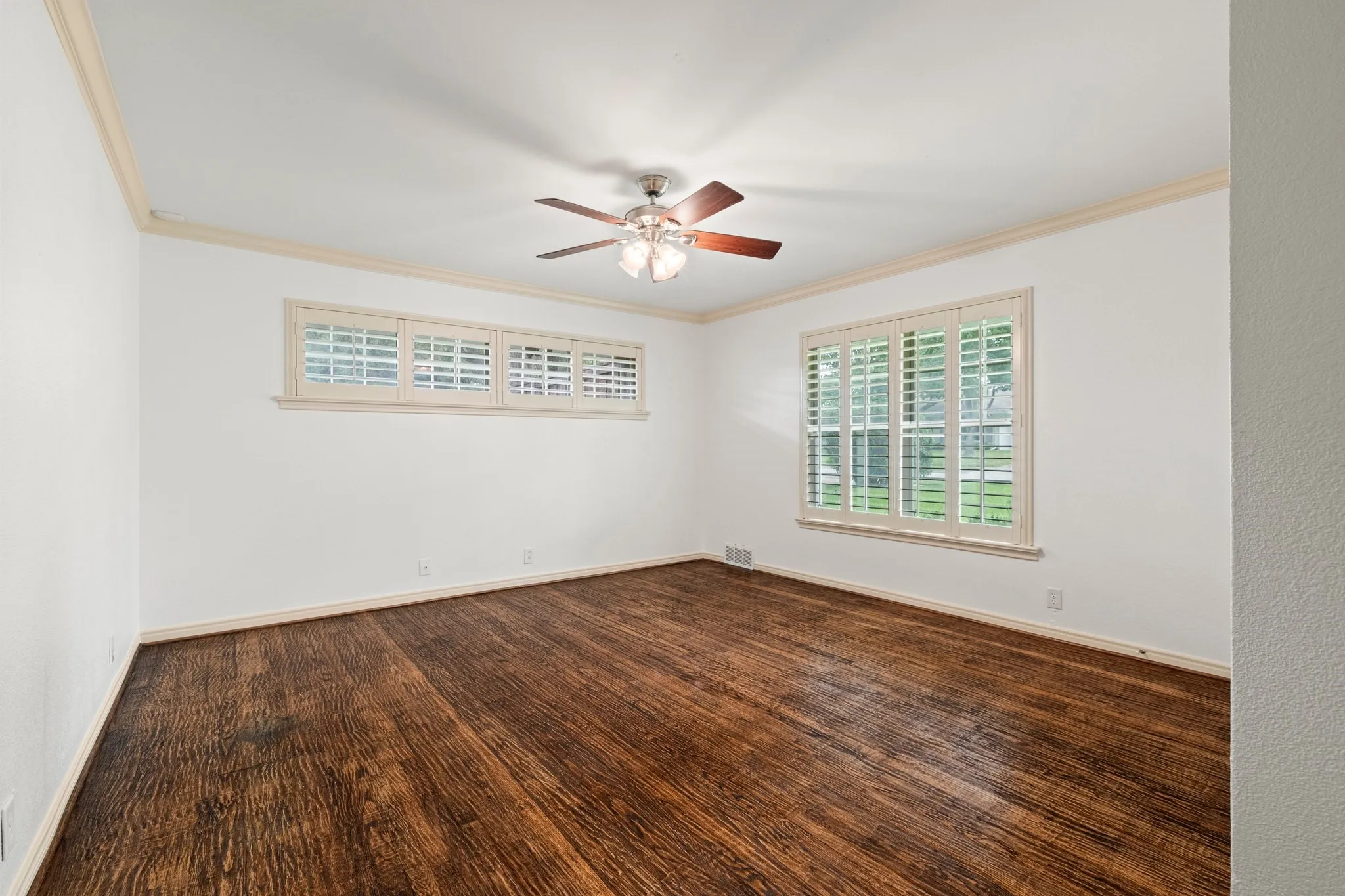 Single Family Residence For Sale in Dallas County , 7031 Mason Dells Drive, Dallas, Texas 75230, 4 Bedroom, 4 Bathroom, 3 Garage spaces, 4,566 Sqft, built in 1955, mls#21405311, Real Estate Agent in Dallas, Homes For Sale in Dallas county, Homes For Sale in Dallas, Realtor in Dallas Texas, Real Estate Brokerage Independent Realty Texas, Luminita Cordes Realtor