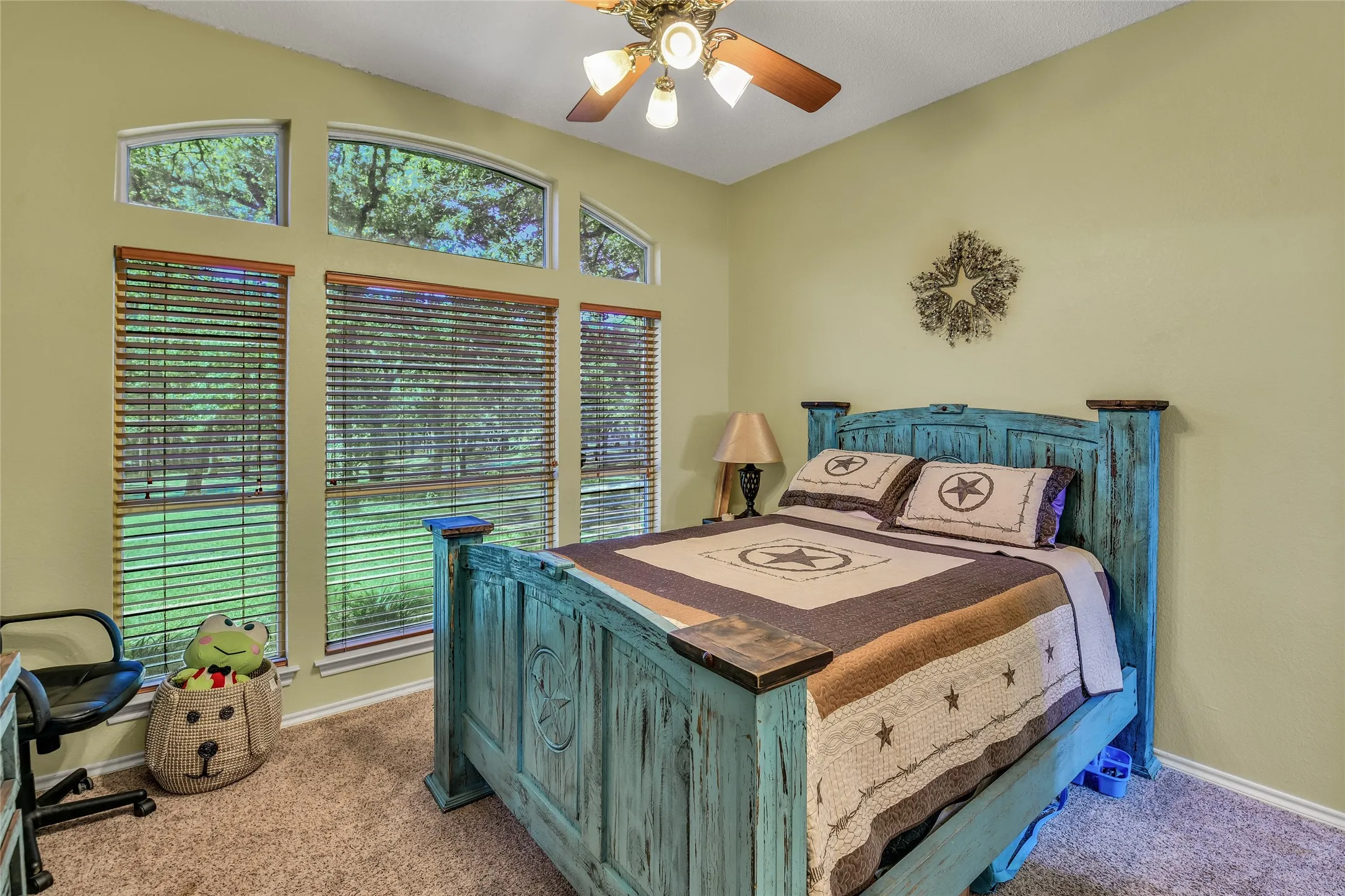 Single Family Residence For Sale in Johnson County , 2020 Houston Road, Burleson, Texas 76028, 3 Bedroom, 3 Bathroom, 2 Garage spaces, 2,457 Sqft, built in 1995, mls#21408055, Real Estate Agent in Burleson, Homes For Sale in Johnson county, Homes For Sale in Burleson, Realtor in Burleson Texas, Real Estate Brokerage Independent Realty Texas, Luminita Cordes Realtor