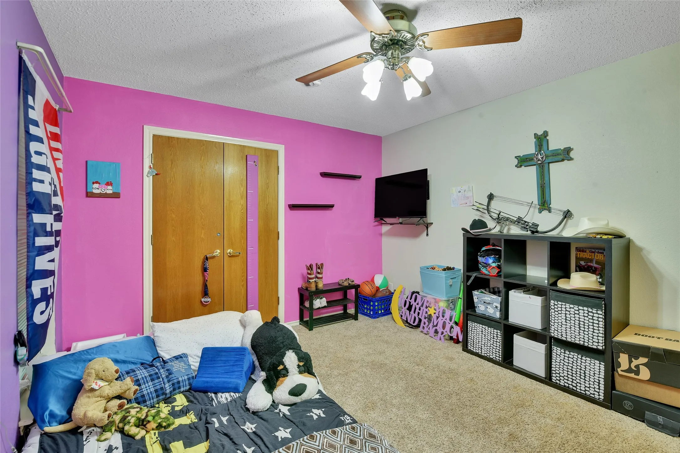 Single Family Residence For Sale in Johnson County , 2020 Houston Road, Burleson, Texas 76028, 3 Bedroom, 3 Bathroom, 2 Garage spaces, 2,457 Sqft, built in 1995, mls#21408055, Real Estate Agent in Burleson, Homes For Sale in Johnson county, Homes For Sale in Burleson, Realtor in Burleson Texas, Real Estate Brokerage Independent Realty Texas, Luminita Cordes Realtor