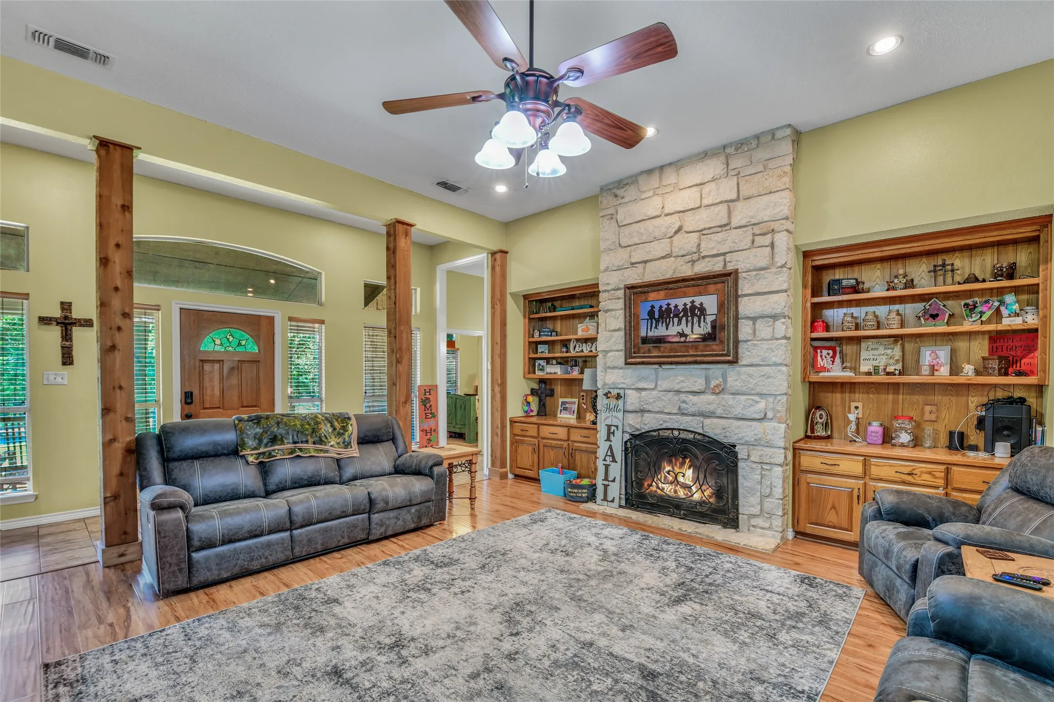 Single Family Residence For Sale in Johnson County , 2020 Houston Road, Burleson, Texas 76028, 3 Bedroom, 3 Bathroom, 2 Garage spaces, 2,457 Sqft, built in 1995, mls#21408055, Real Estate Agent in Burleson, Homes For Sale in Johnson county, Homes For Sale in Burleson, Realtor in Burleson Texas, Real Estate Brokerage Independent Realty Texas, Luminita Cordes Realtor