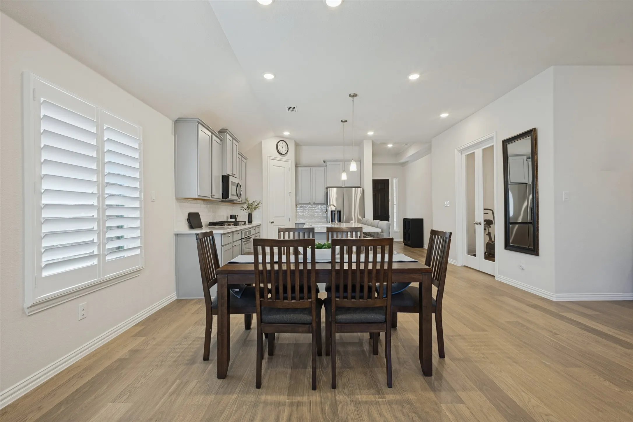 Single Family Residence For Sale in Collin County , 1329 Huntington Drive, Anna, Texas 75409, 4 Bedroom, 3 Bathroom, 2 Garage spaces, 2,261 Sqft, built in 2025, mls#21406154, Real Estate Agent in Anna, Homes For Sale in Collin county, Homes For Sale in Anna, Realtor in Anna Texas, Real Estate Brokerage Independent Realty Texas, Luminita Cordes Realtor