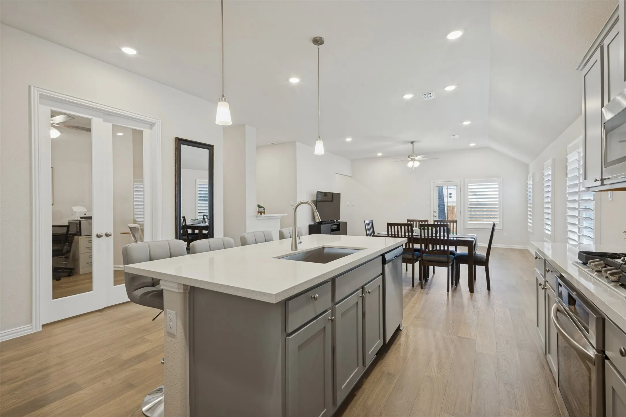 Single Family Residence For Sale in Collin County , 1329 Huntington Drive, Anna, Texas 75409, 4 Bedroom, 3 Bathroom, 2 Garage spaces, 2,261 Sqft, built in 2025, mls#21406154, Real Estate Agent in Anna, Homes For Sale in Collin county, Homes For Sale in Anna, Realtor in Anna Texas, Real Estate Brokerage Independent Realty Texas, Luminita Cordes Realtor