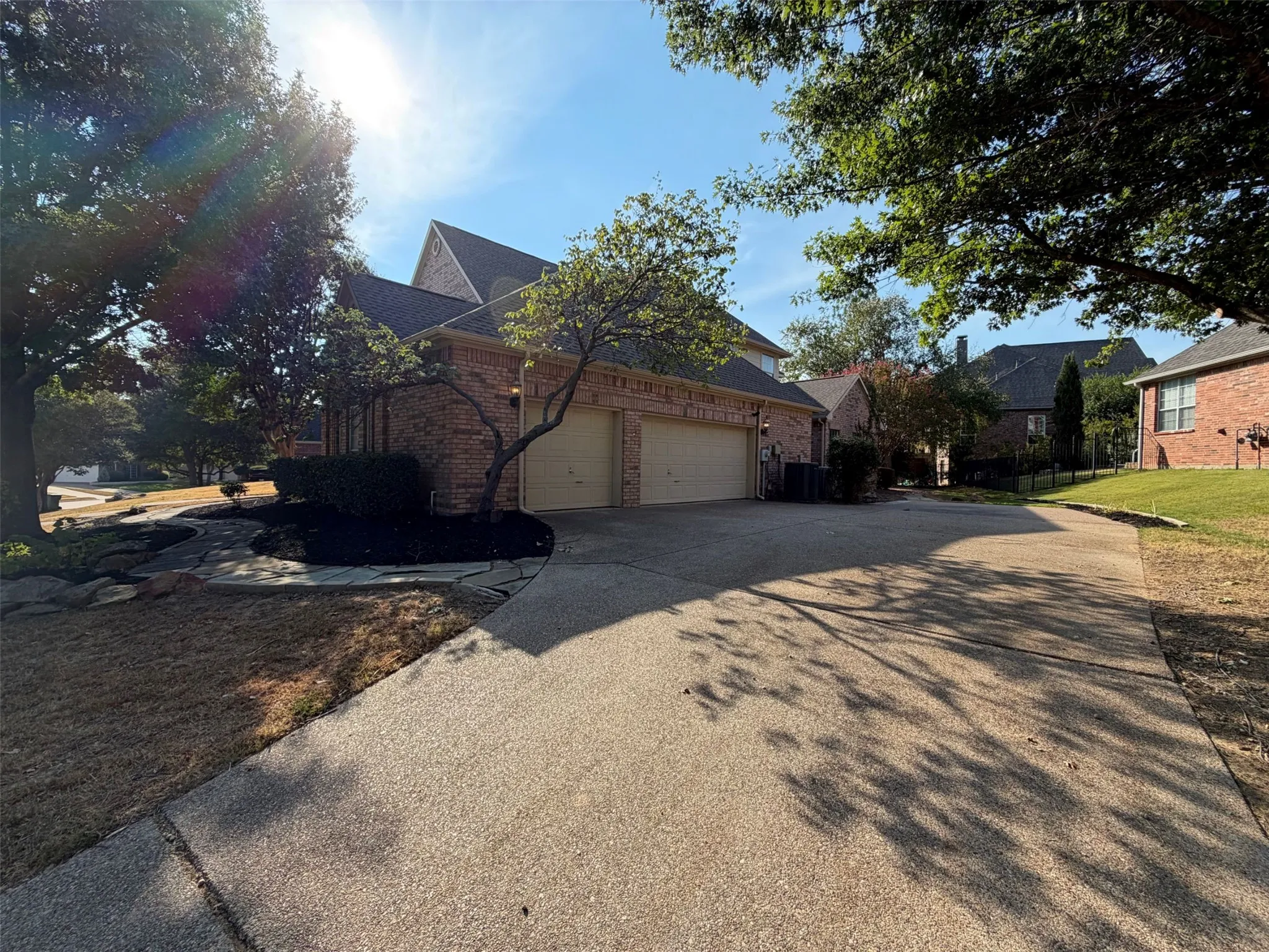 Single Family Residence For Sale in Denton County , 4615 Wildgrove Drive, Flower Mound, Texas 75022, 5 Bedroom, 5 Bathroom, 2 Garage spaces, 4,215 Sqft, built in 1999, mls#21407712, Real Estate Agent in Flower Mound, Homes For Sale in Denton county, Homes For Sale in Flower Mound, Realtor in Flower Mound Texas, Real Estate Brokerage Independent Realty Texas, Luminita Cordes Realtor