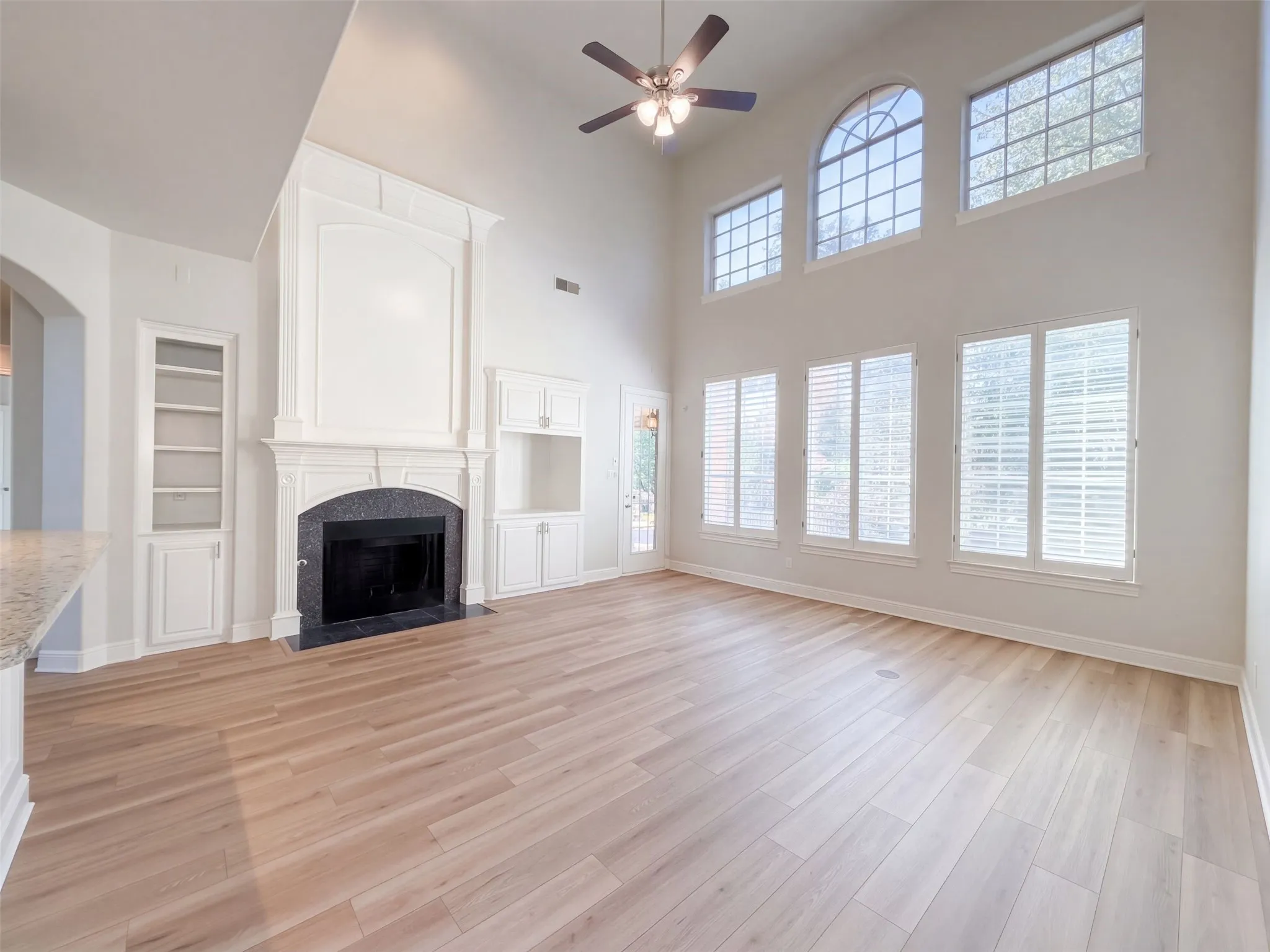Single Family Residence For Sale in Denton County , 4615 Wildgrove Drive, Flower Mound, Texas 75022, 5 Bedroom, 5 Bathroom, 2 Garage spaces, 4,215 Sqft, built in 1999, mls#21407712, Real Estate Agent in Flower Mound, Homes For Sale in Denton county, Homes For Sale in Flower Mound, Realtor in Flower Mound Texas, Real Estate Brokerage Independent Realty Texas, Luminita Cordes Realtor