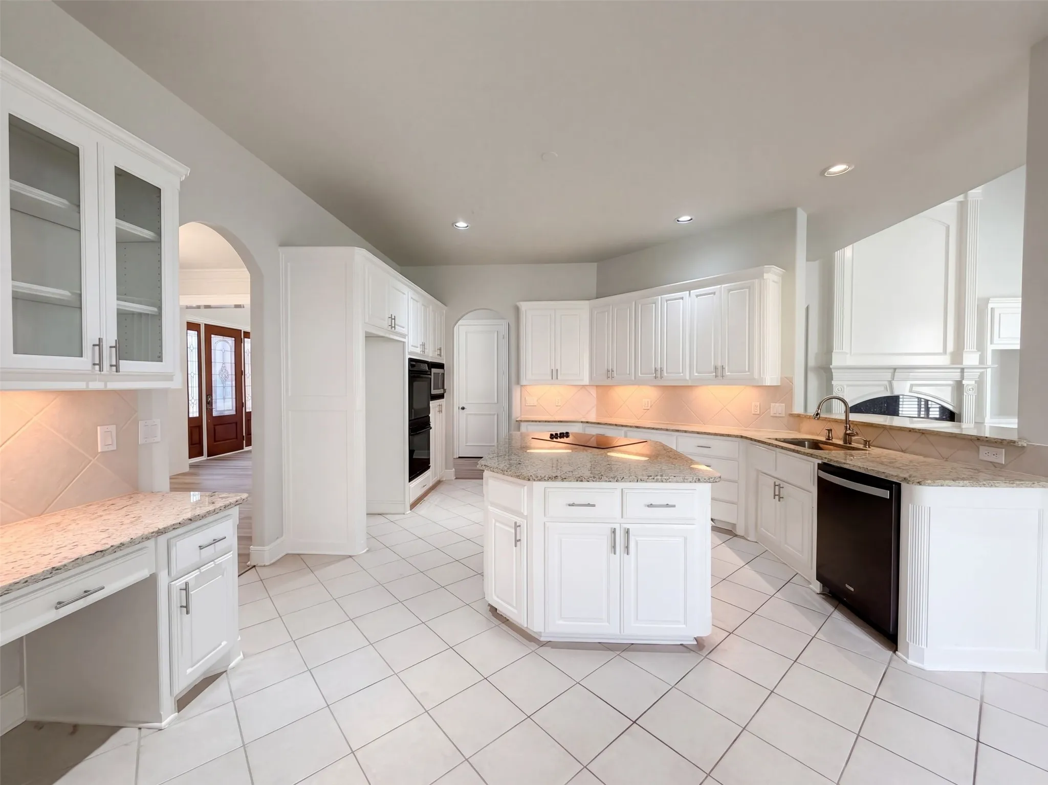 Single Family Residence For Sale in Denton County , 4615 Wildgrove Drive, Flower Mound, Texas 75022, 5 Bedroom, 5 Bathroom, 2 Garage spaces, 4,215 Sqft, built in 1999, mls#21407712, Real Estate Agent in Flower Mound, Homes For Sale in Denton county, Homes For Sale in Flower Mound, Realtor in Flower Mound Texas, Real Estate Brokerage Independent Realty Texas, Luminita Cordes Realtor