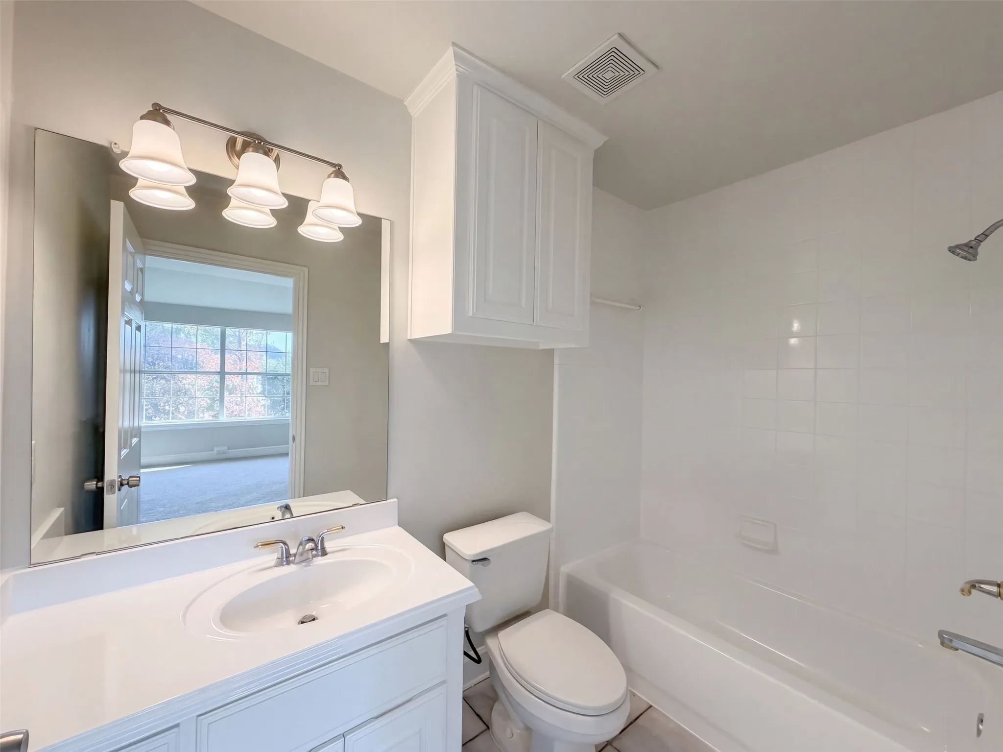 Single Family Residence For Sale in Denton County , 4615 Wildgrove Drive, Flower Mound, Texas 75022, 5 Bedroom, 5 Bathroom, 2 Garage spaces, 4,215 Sqft, built in 1999, mls#21407712, Real Estate Agent in Flower Mound, Homes For Sale in Denton county, Homes For Sale in Flower Mound, Realtor in Flower Mound Texas, Real Estate Brokerage Independent Realty Texas, Luminita Cordes Realtor