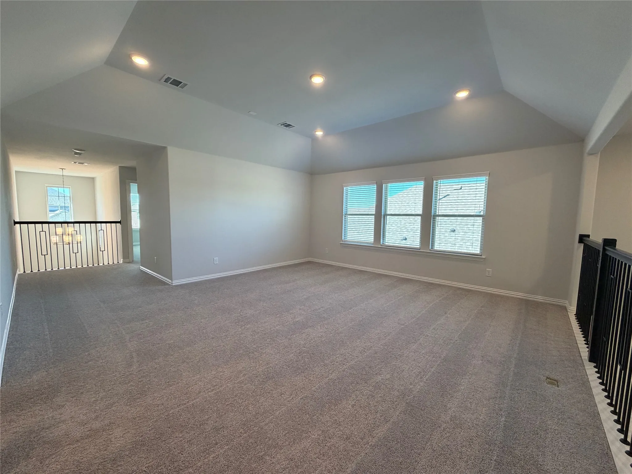 Single Family Residence For Sale in Denton County , 3704 Bluestem Boulevard, Argyle, Texas 76226, 5 Bedroom, 4 Bathroom, 2 Garage spaces, 3,409 Sqft, built in 2022, mls#21407650, Real Estate Agent in Argyle, Homes For Sale in Denton county, Homes For Sale in Argyle, Realtor in Argyle Texas, Real Estate Brokerage Independent Realty Texas, Luminita Cordes Realtor