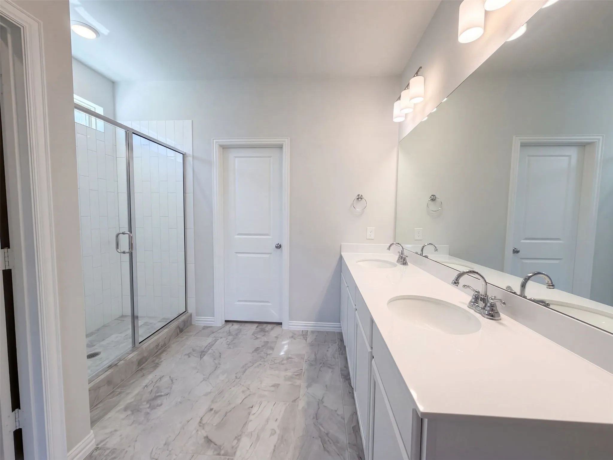 Single Family Residence For Sale in Denton County , 3704 Bluestem Boulevard, Argyle, Texas 76226, 5 Bedroom, 4 Bathroom, 2 Garage spaces, 3,409 Sqft, built in 2022, mls#21407650, Real Estate Agent in Argyle, Homes For Sale in Denton county, Homes For Sale in Argyle, Realtor in Argyle Texas, Real Estate Brokerage Independent Realty Texas, Luminita Cordes Realtor